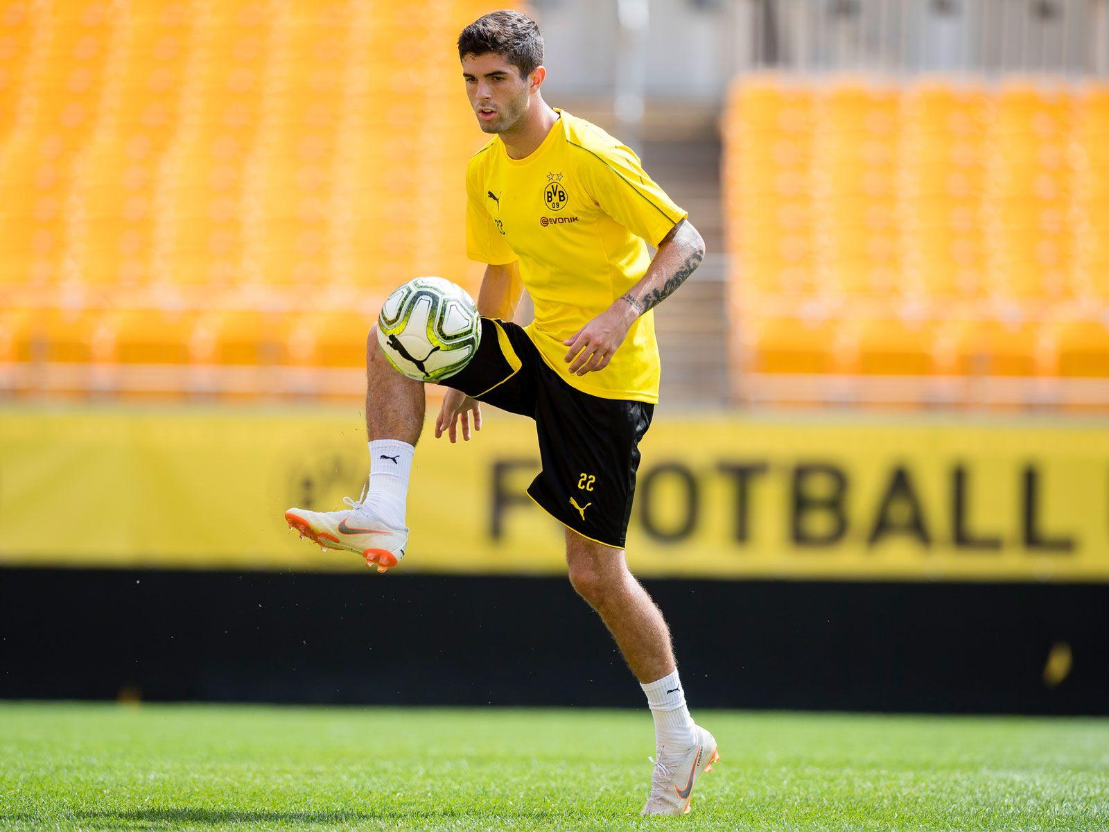 Christian Pulisic: Staying at Dortmund is best option this season