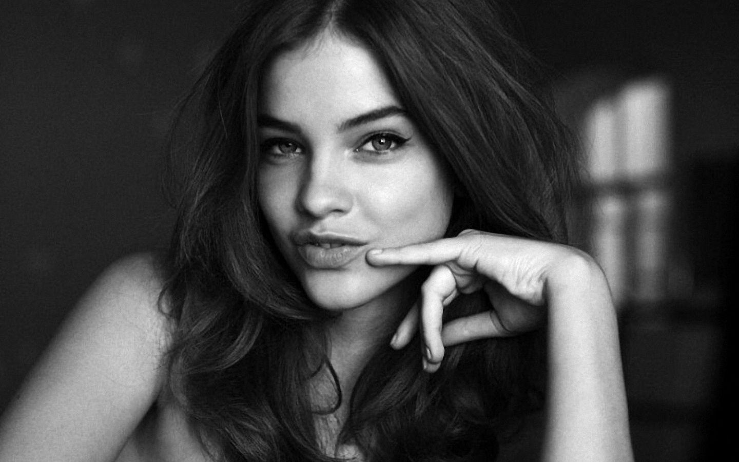 Barbara Palvin Wallpapers