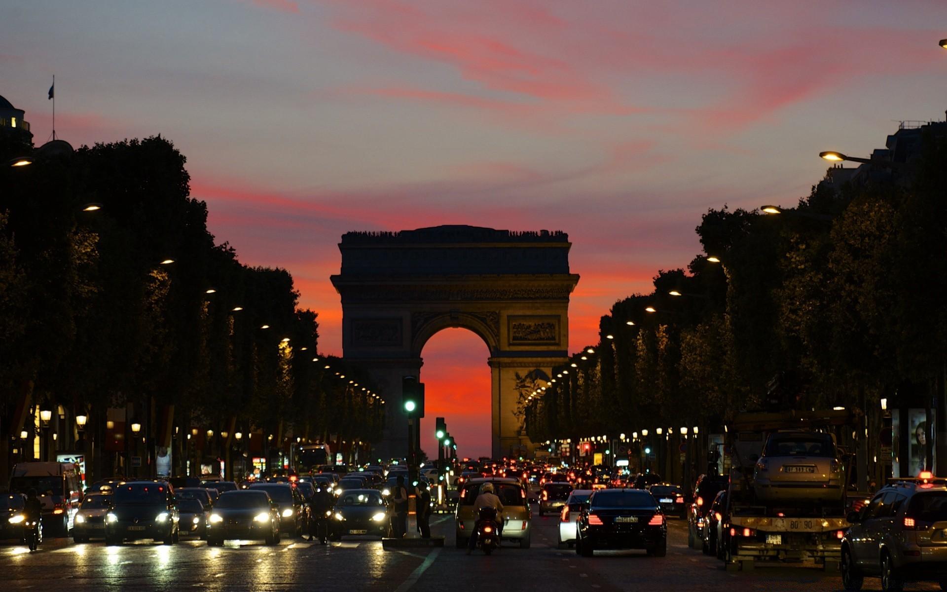 Arc De Triomphe Boulevard. Desktop wallpapers for free