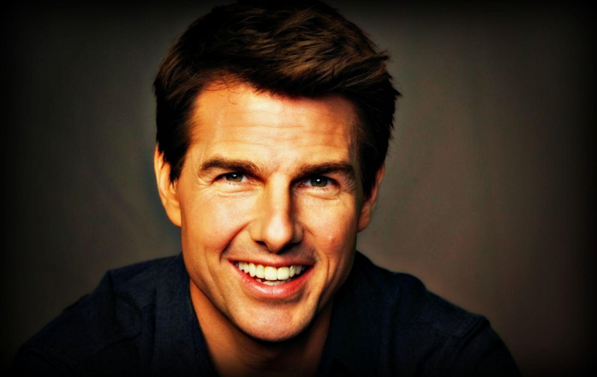 Tom Cruise Wallpapers High Resolution and Quality DownloadTom Cruise