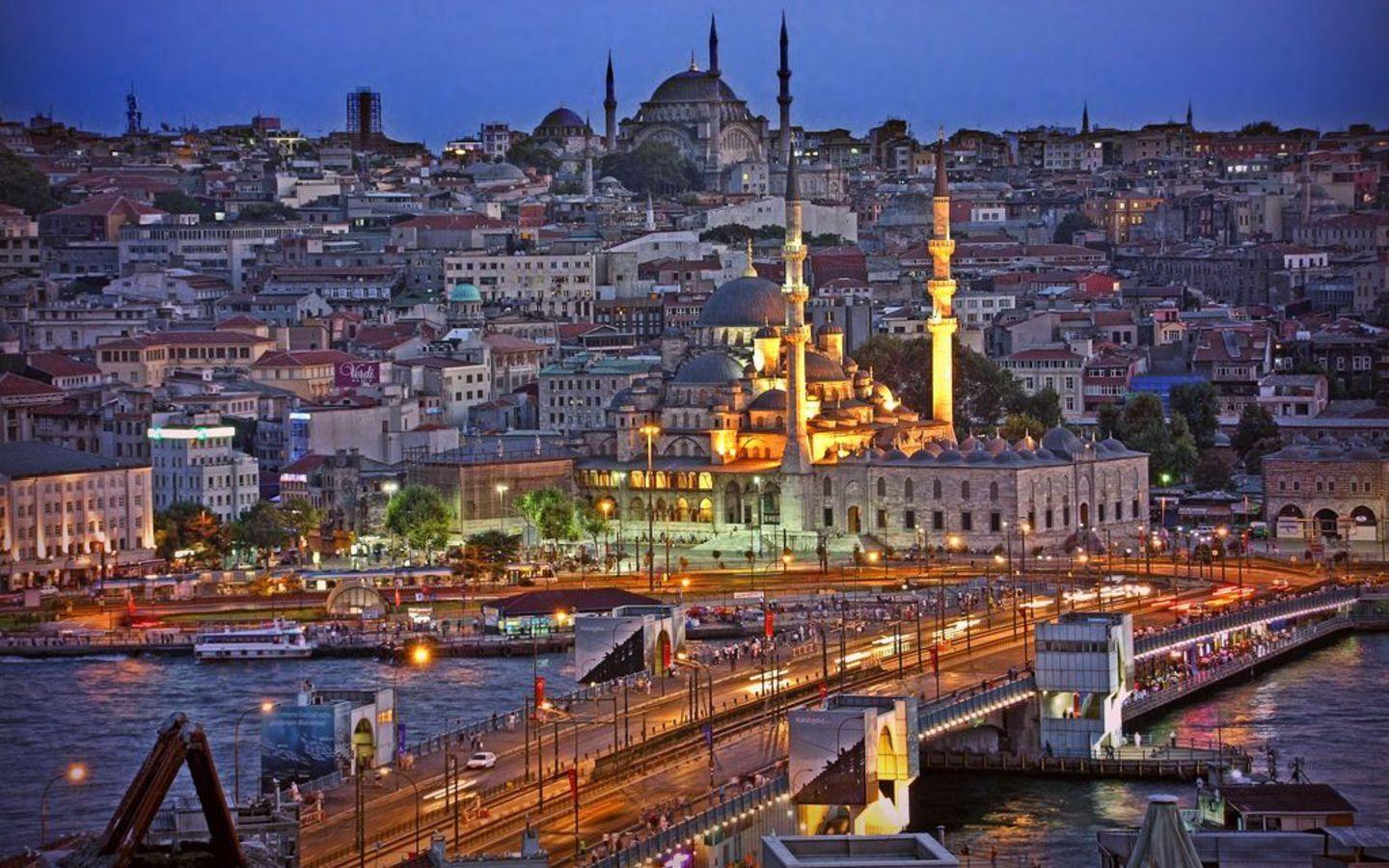 Istanbul wallpapers HD backgrounds download desktop • iPhones Wallpapers