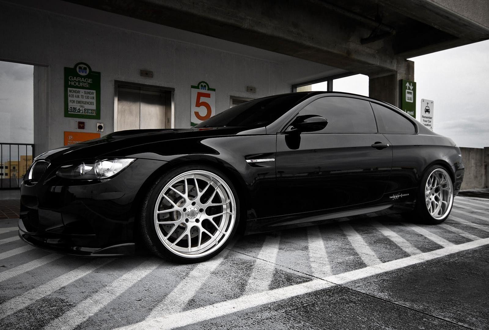 Black BMW in pitstop