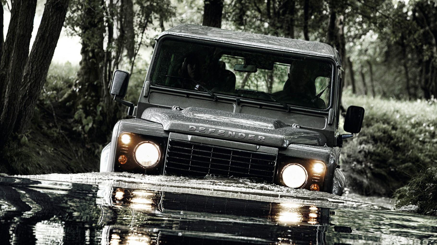 Land Rover Defender wallpapers