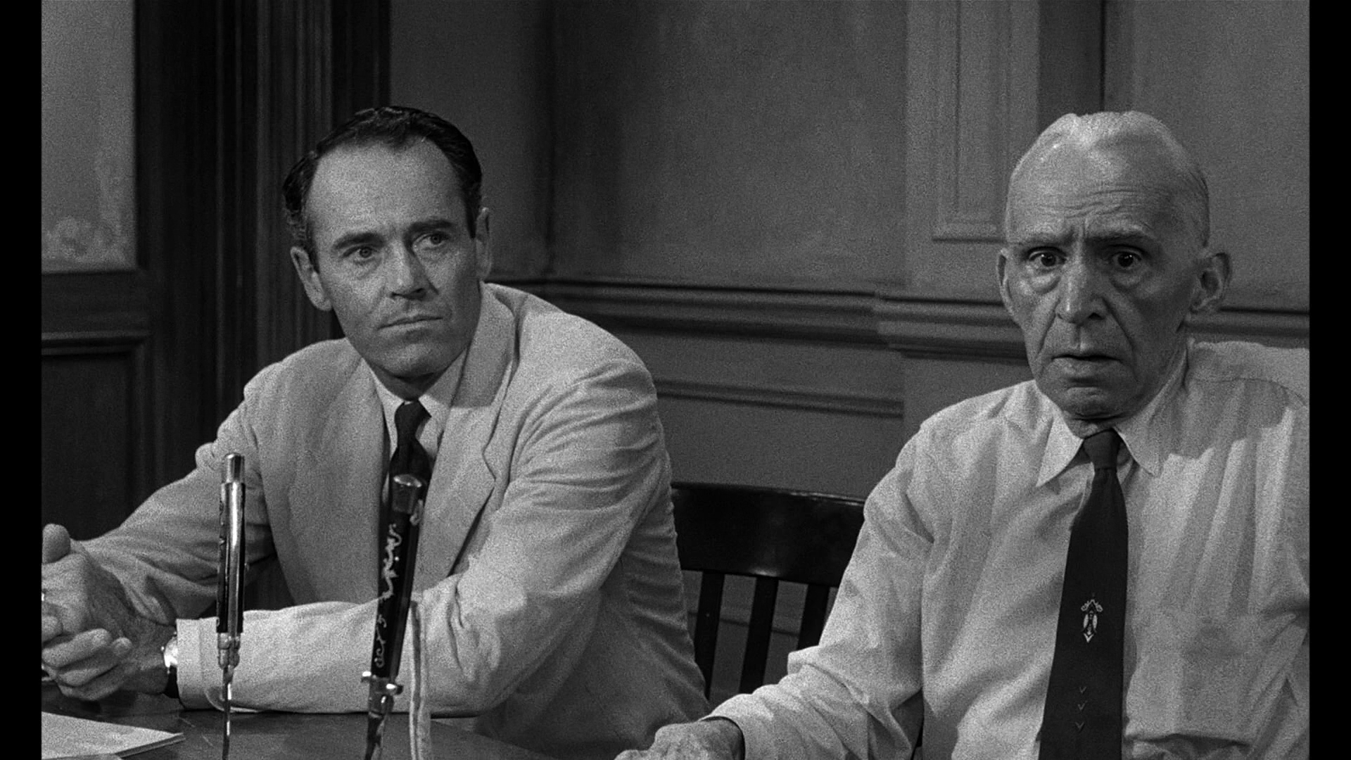 Movies That Everyone Should See: “12 Angry Men” « Fogs’ Movie Reviews