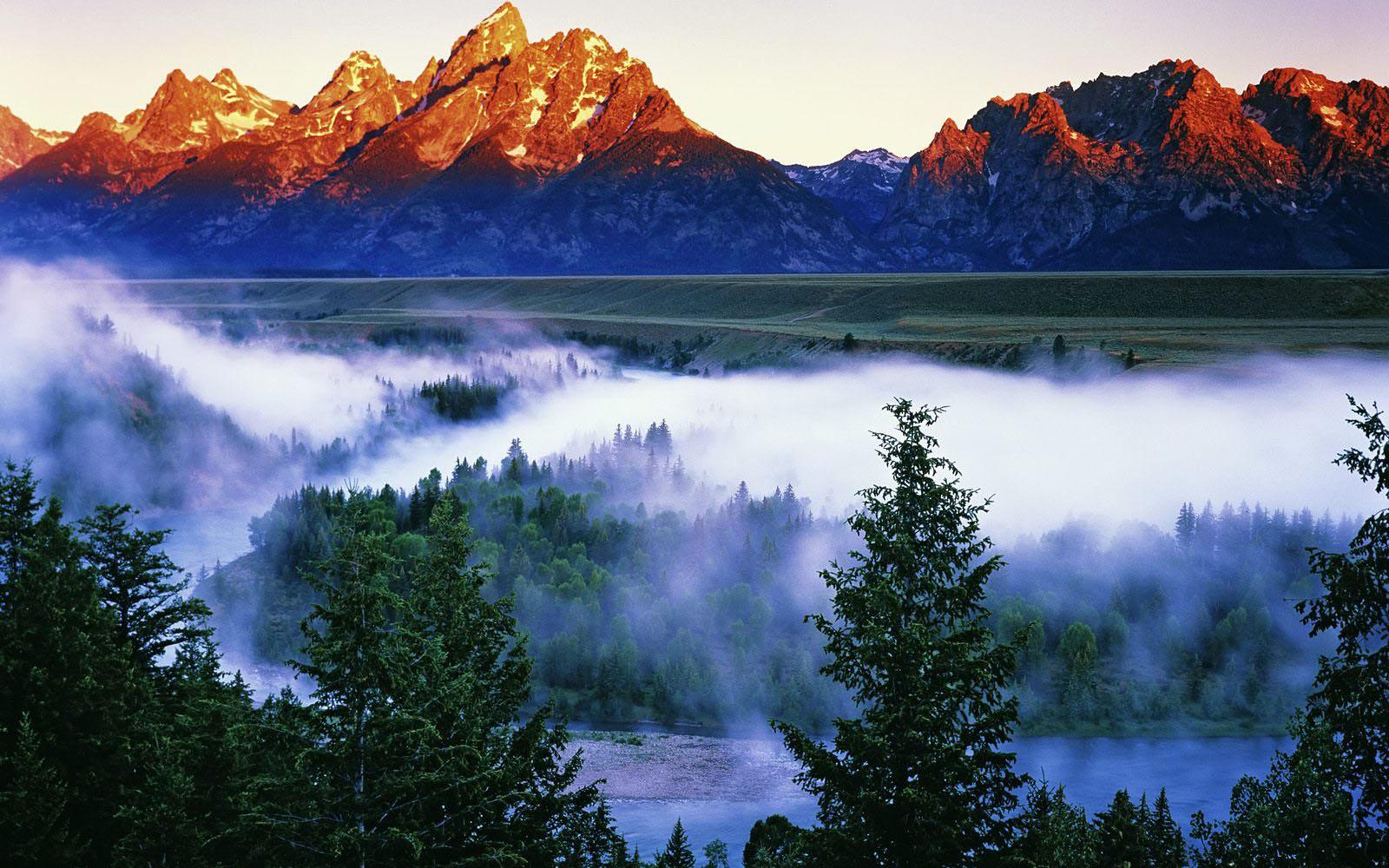 River’s Edge: wallpapers: Snake River in Grand Teton National Park