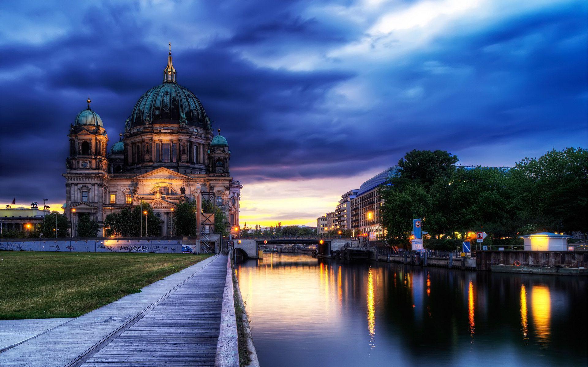 Berlin Wallpapers Desktop ~ Sdeerwallpapers