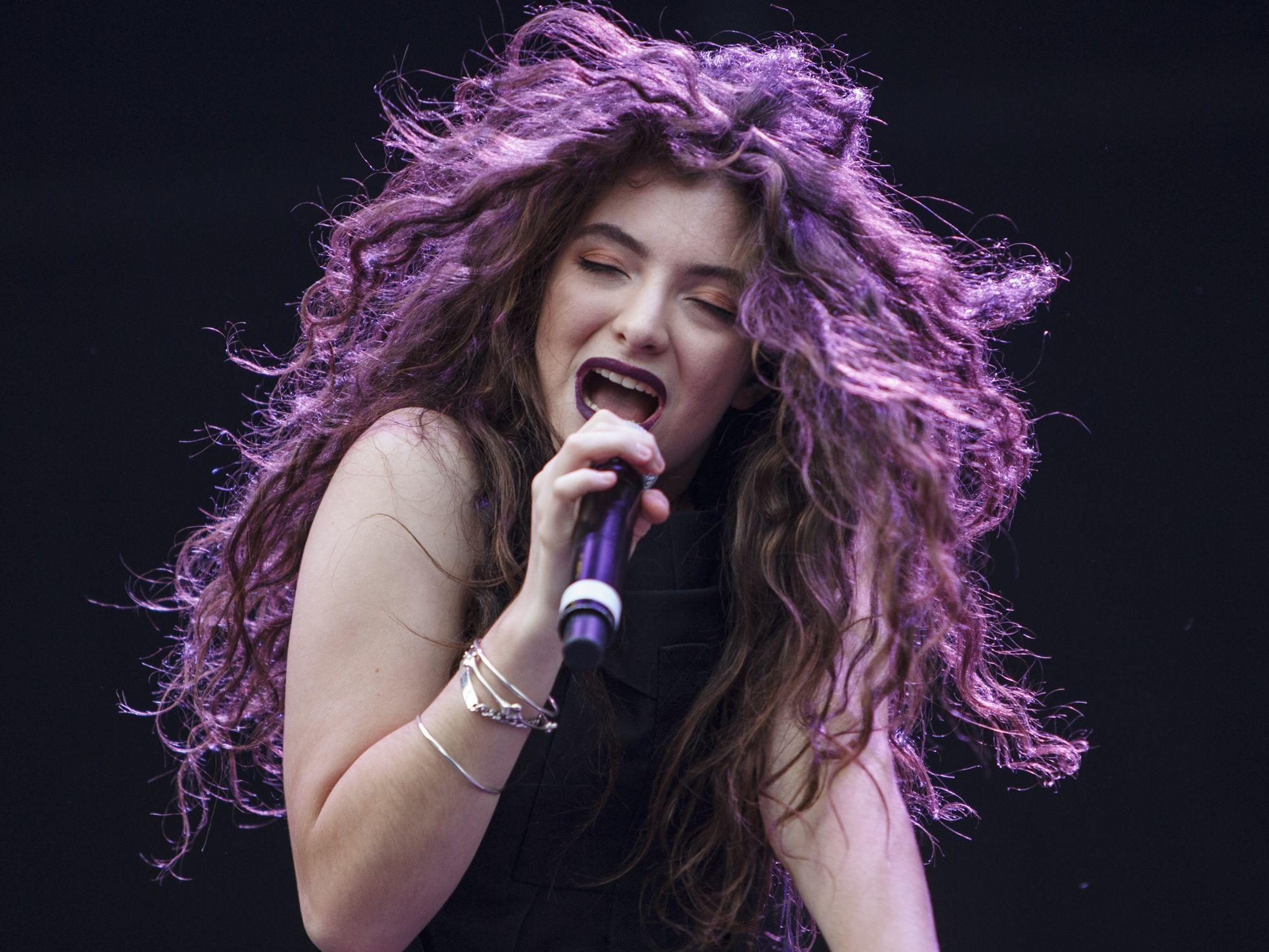 33 Lorde HD Wallpapers