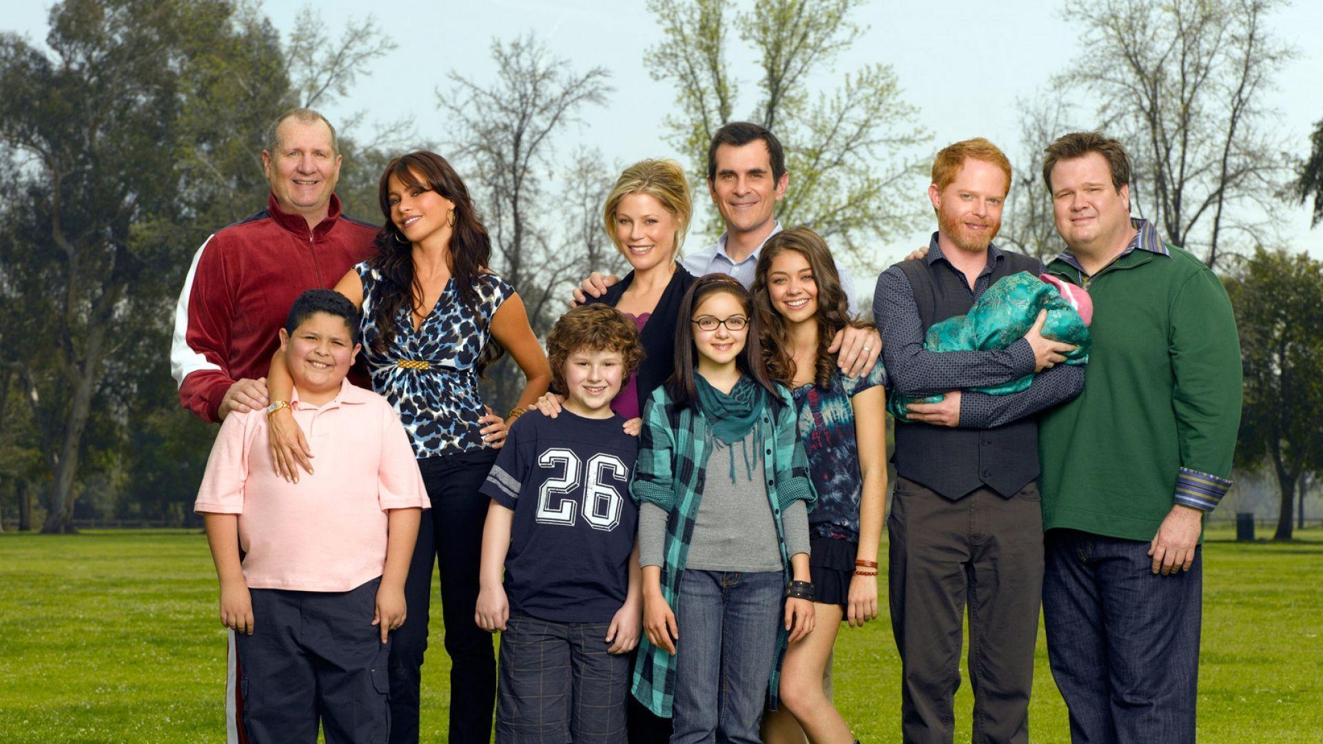 Full HD 1080p Modern family Wallpapers HD, Desktop Backgrounds