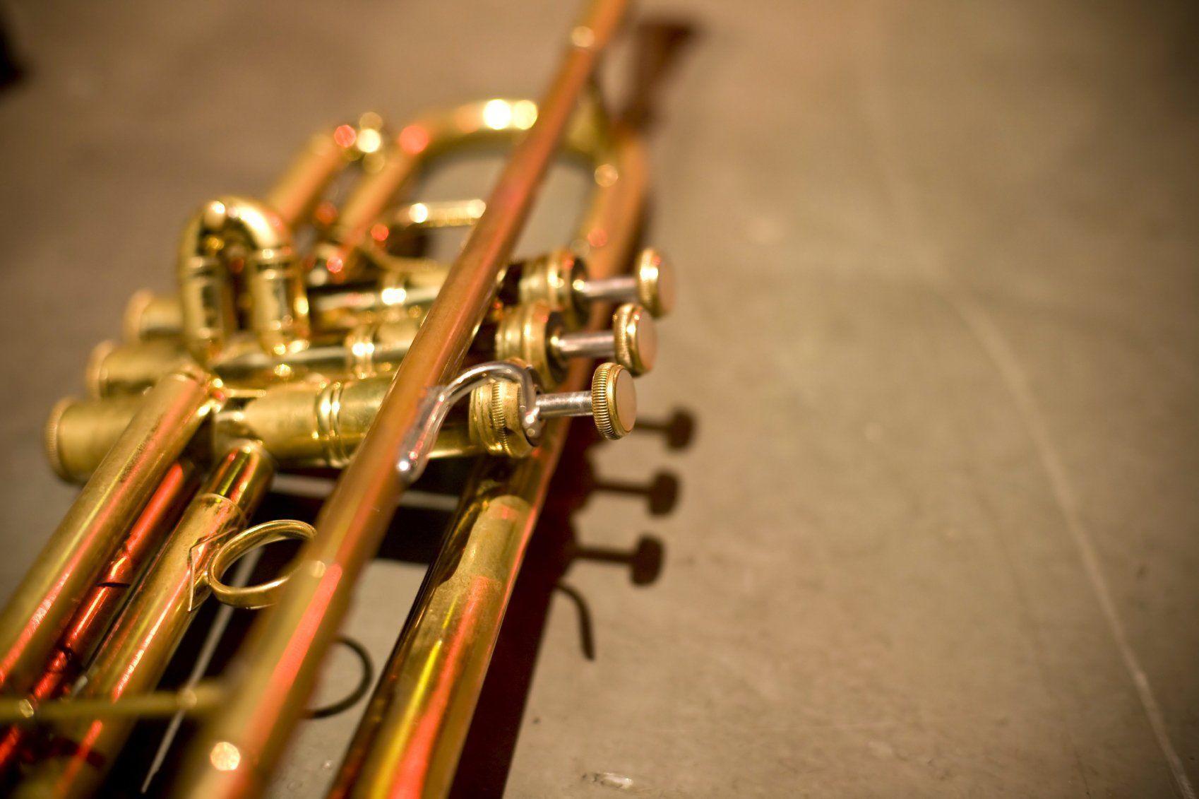 8 Trumpet HD Wallpapers