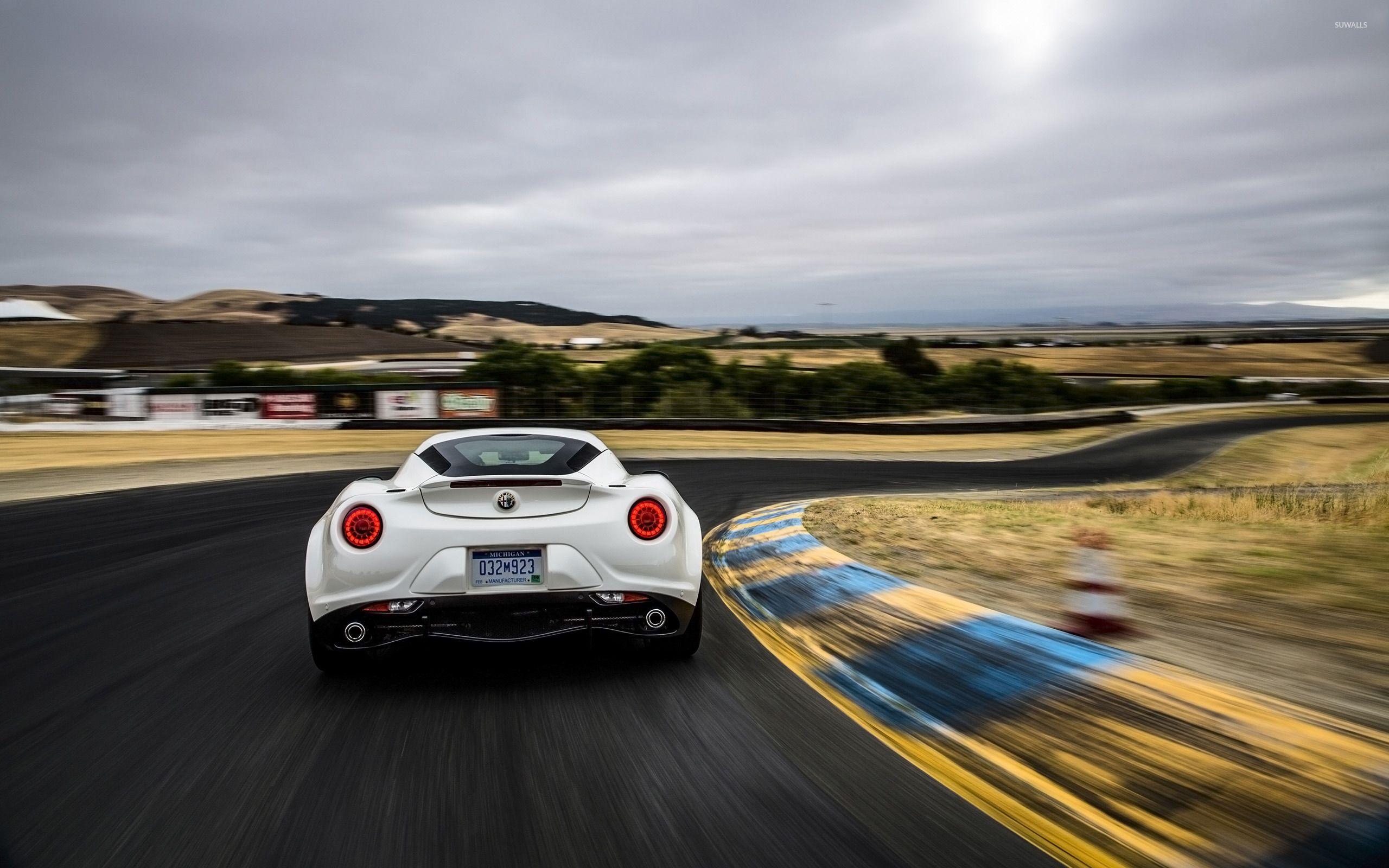 Alfa Romeo 4C [66] wallpapers