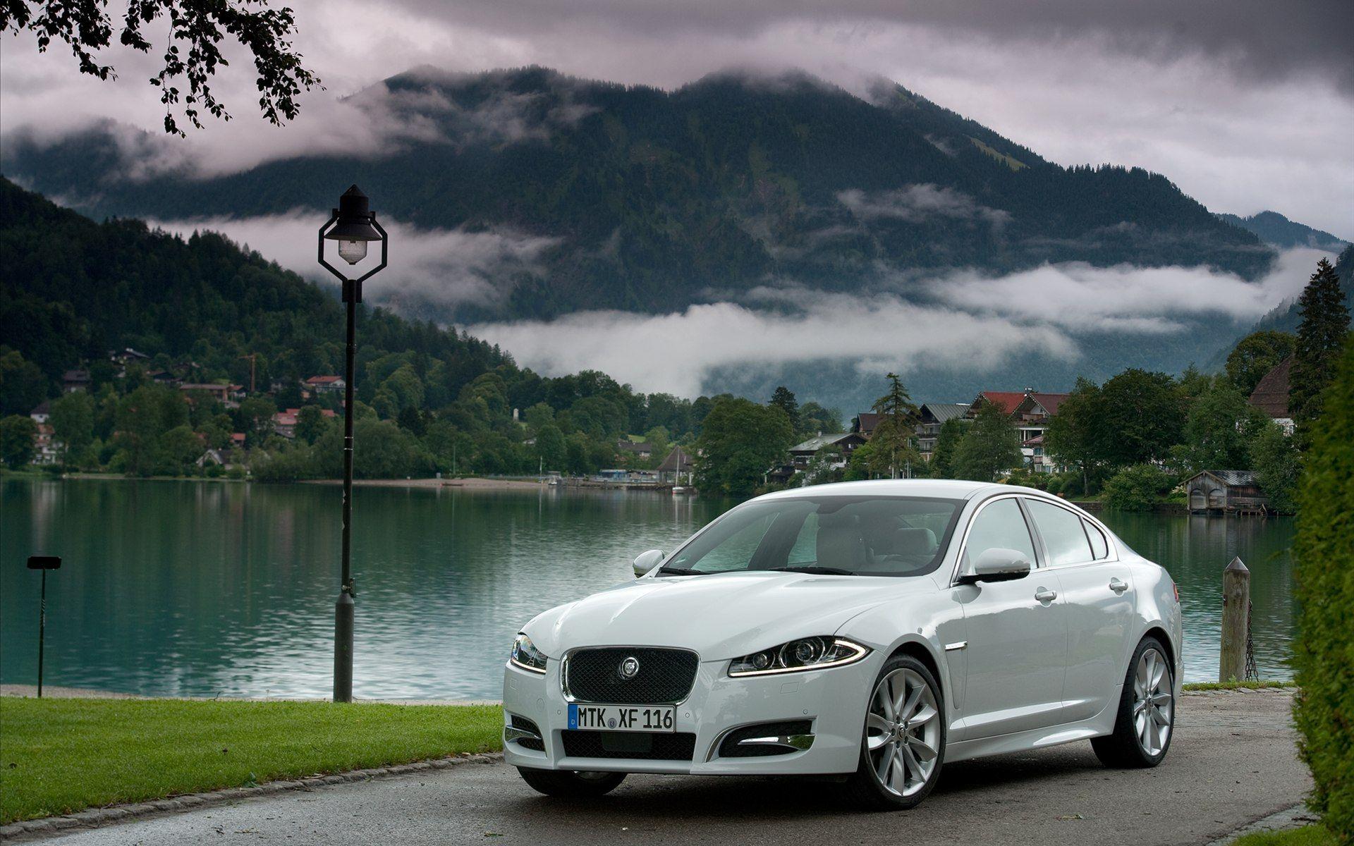 Jaguar XF Wallpapers HD