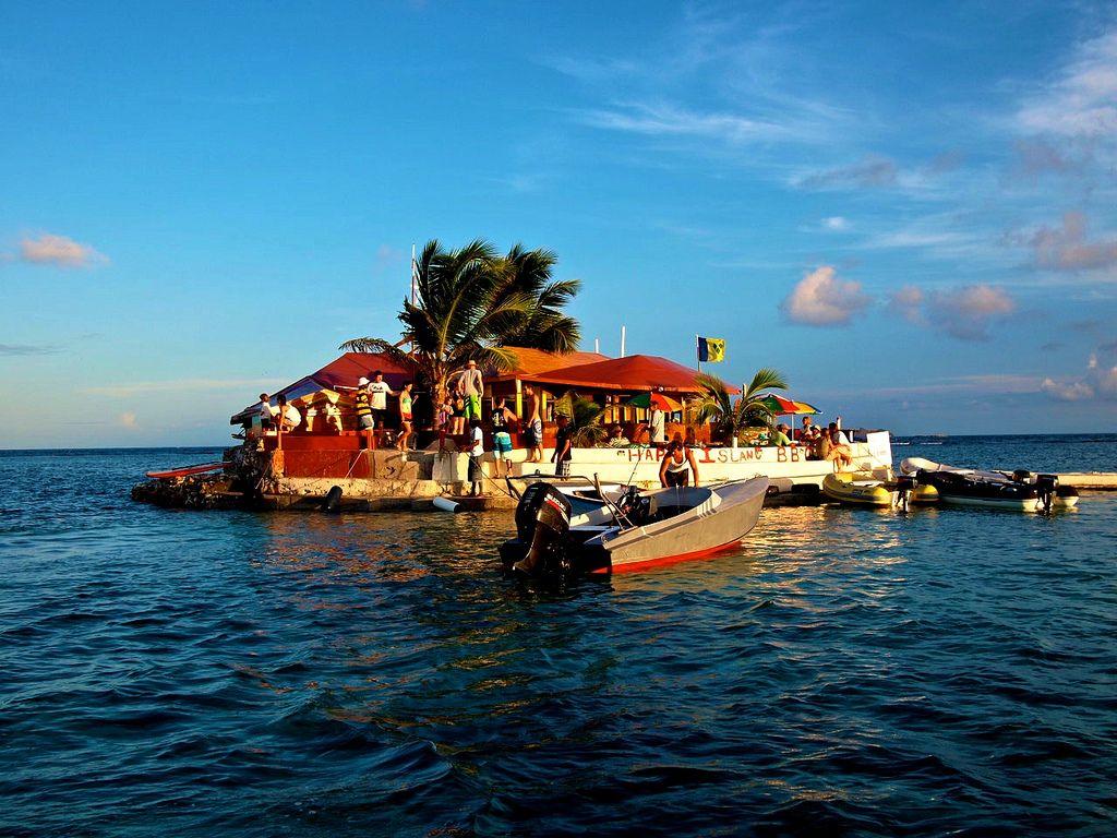 UNION ISLAND, ST VINCENT AND THE GRENADINES