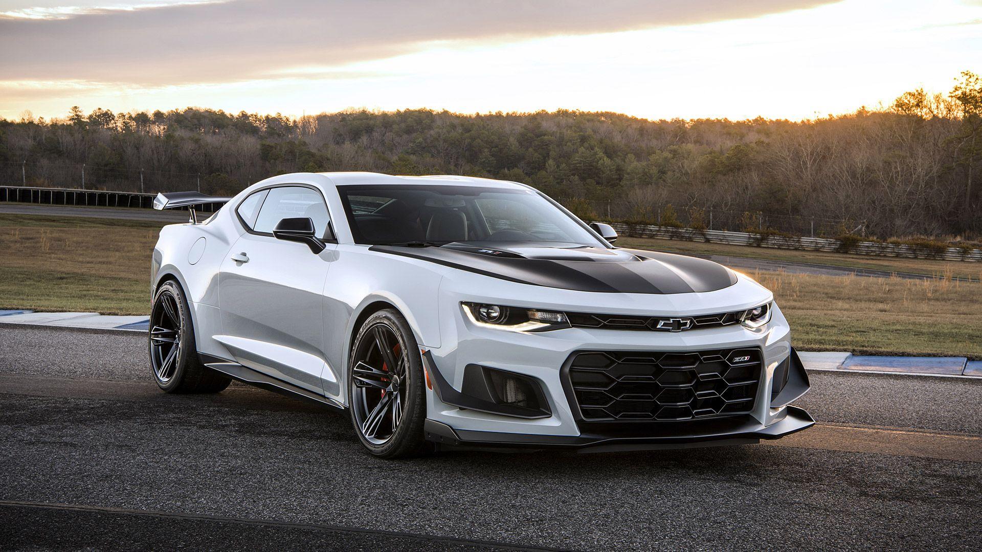 2018 Chevrolet Camaro ZL1 1LE Wallpapers & HD Image