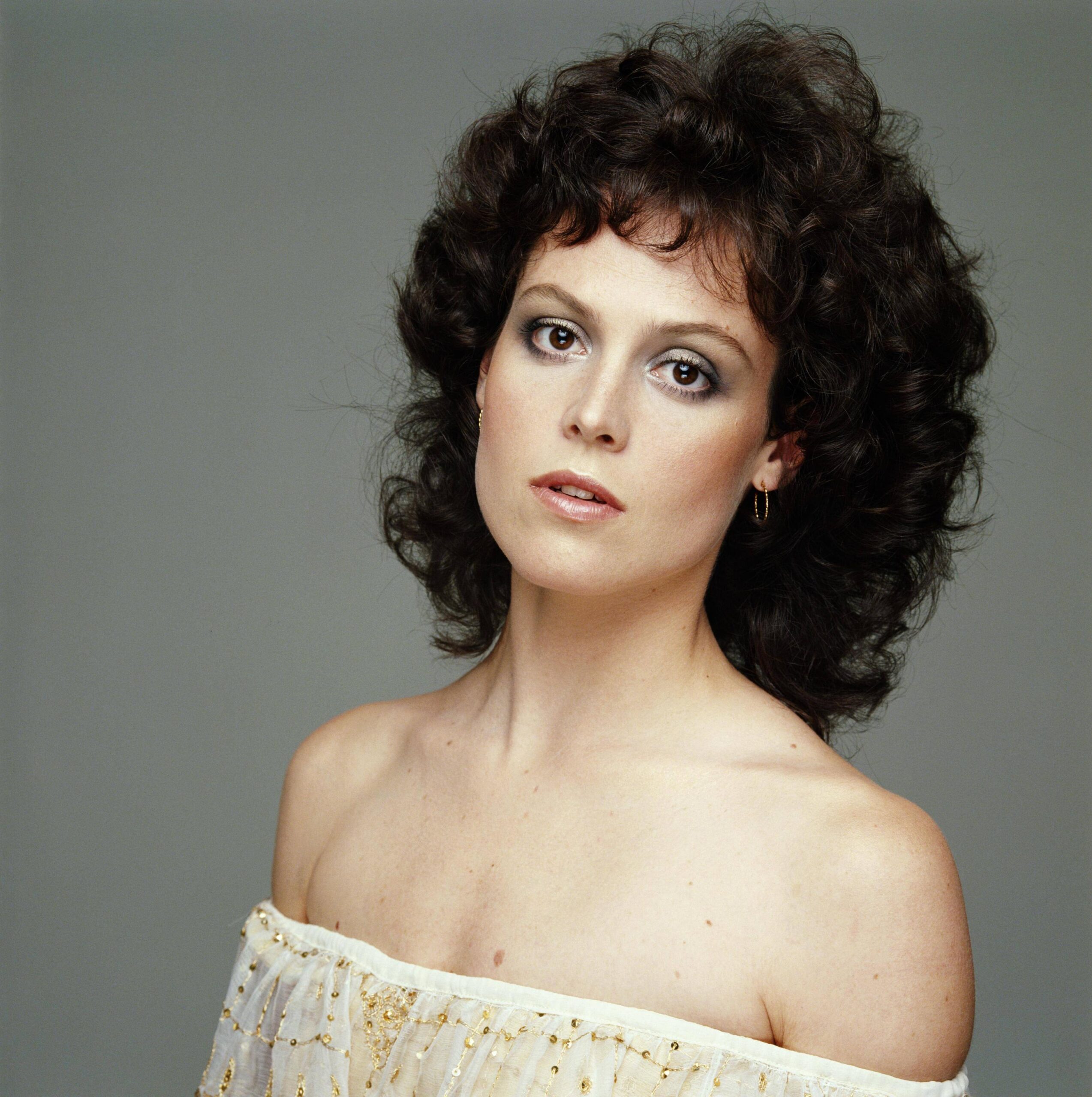 Image For > Sigourney Weaver Husband