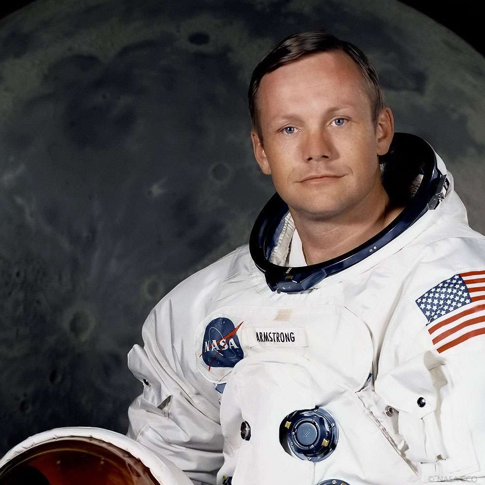 Neil Armstrong On The Moon – 4K HD Desktop Wallpapers for Desktop