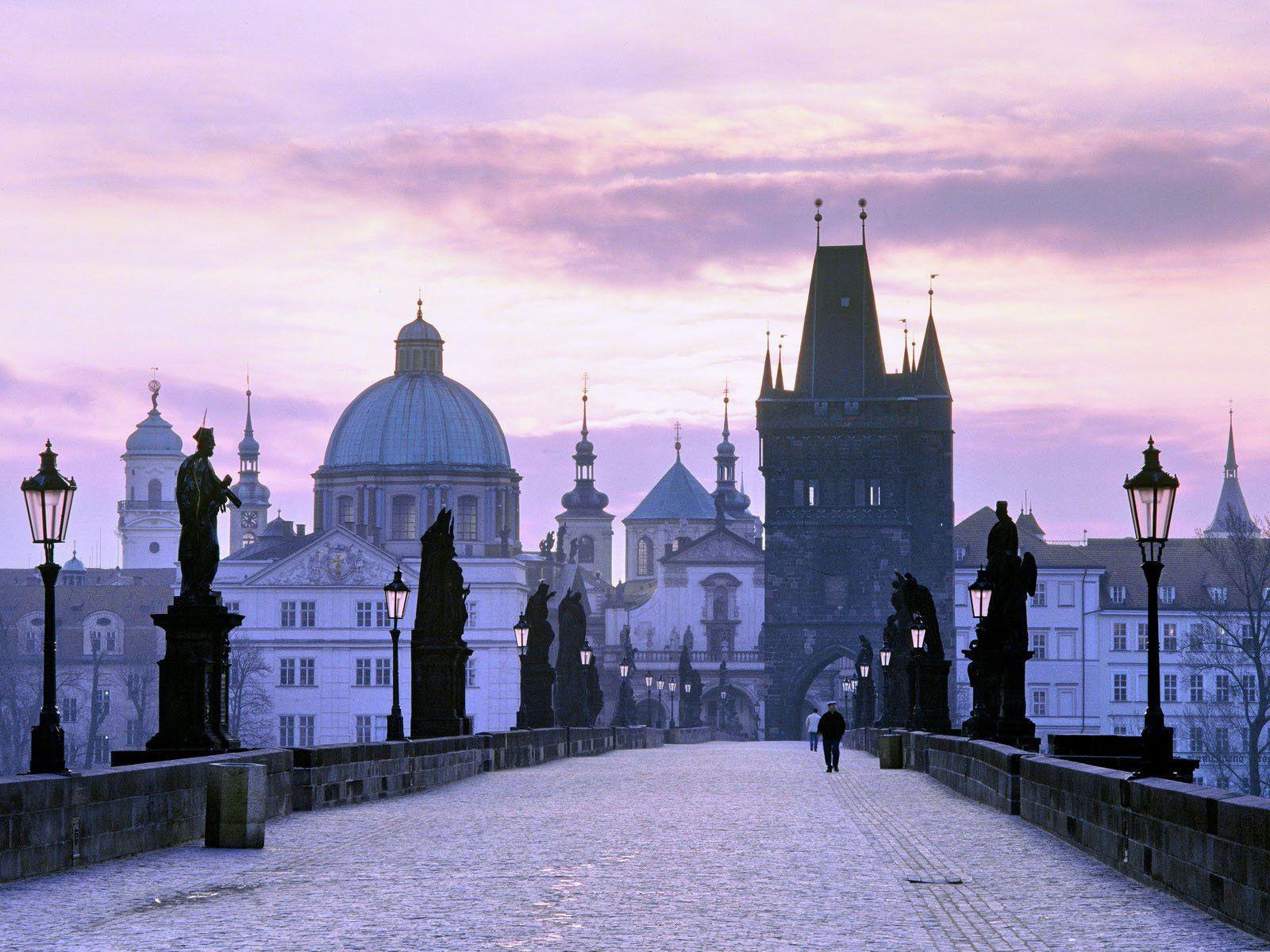 Charles Bridge Prague Wallpaper?m=1399676400