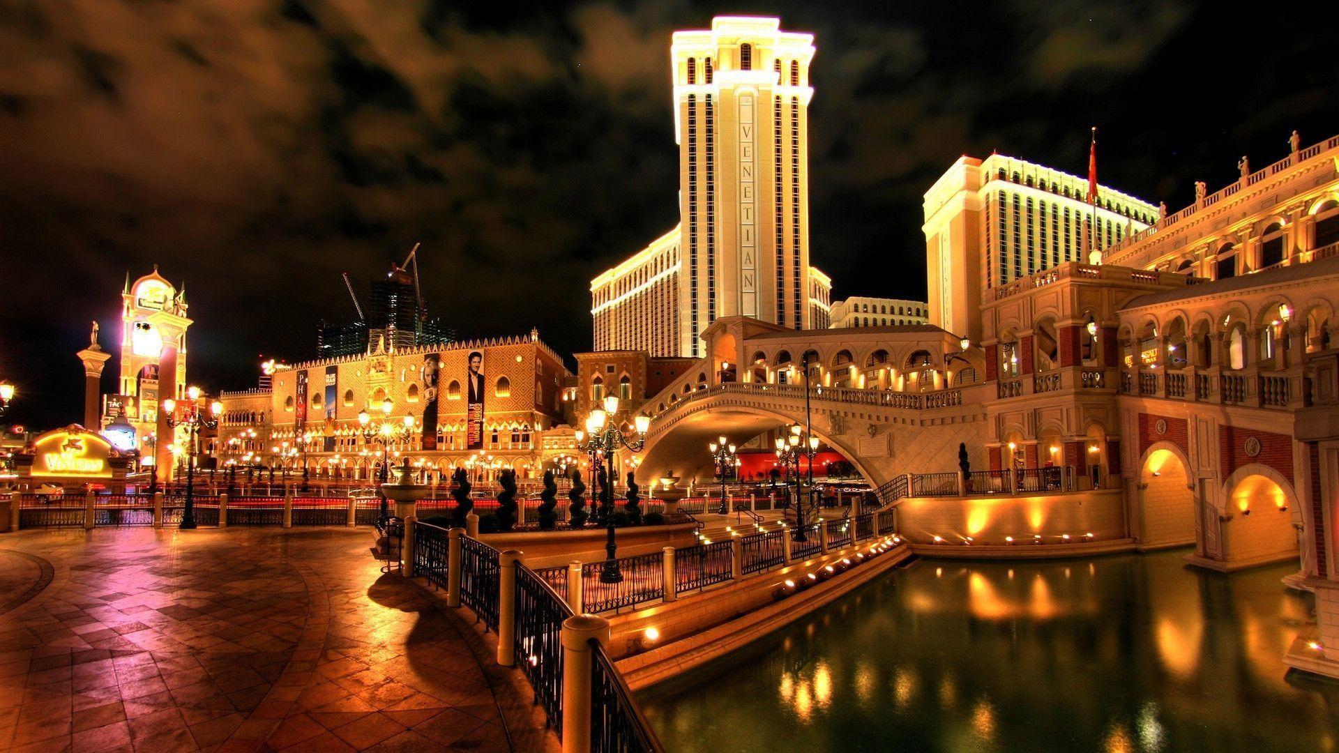 Evening Las Vegas City Wallpapers City Wallpapers Pictures to pin on