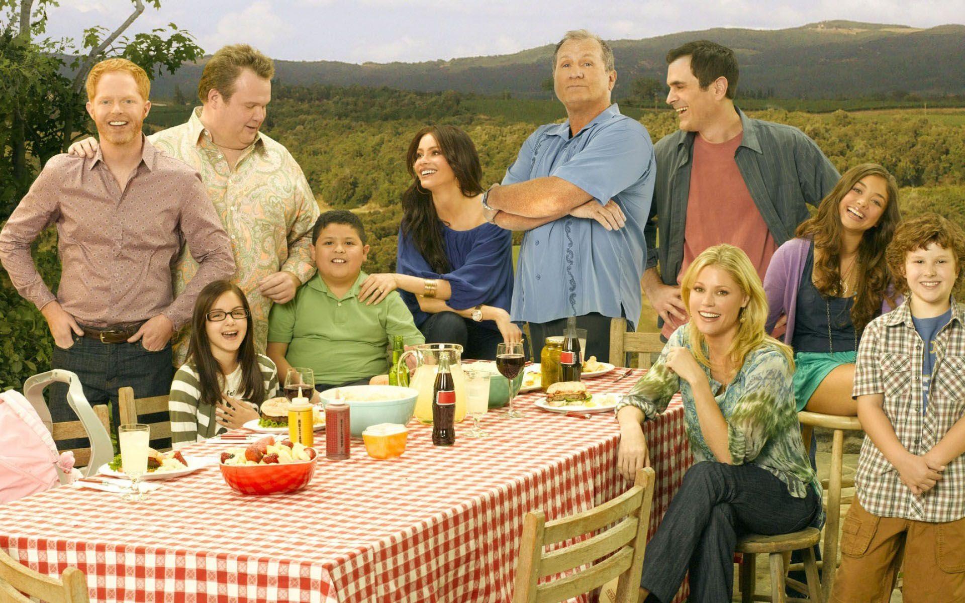 Modern Family picnic