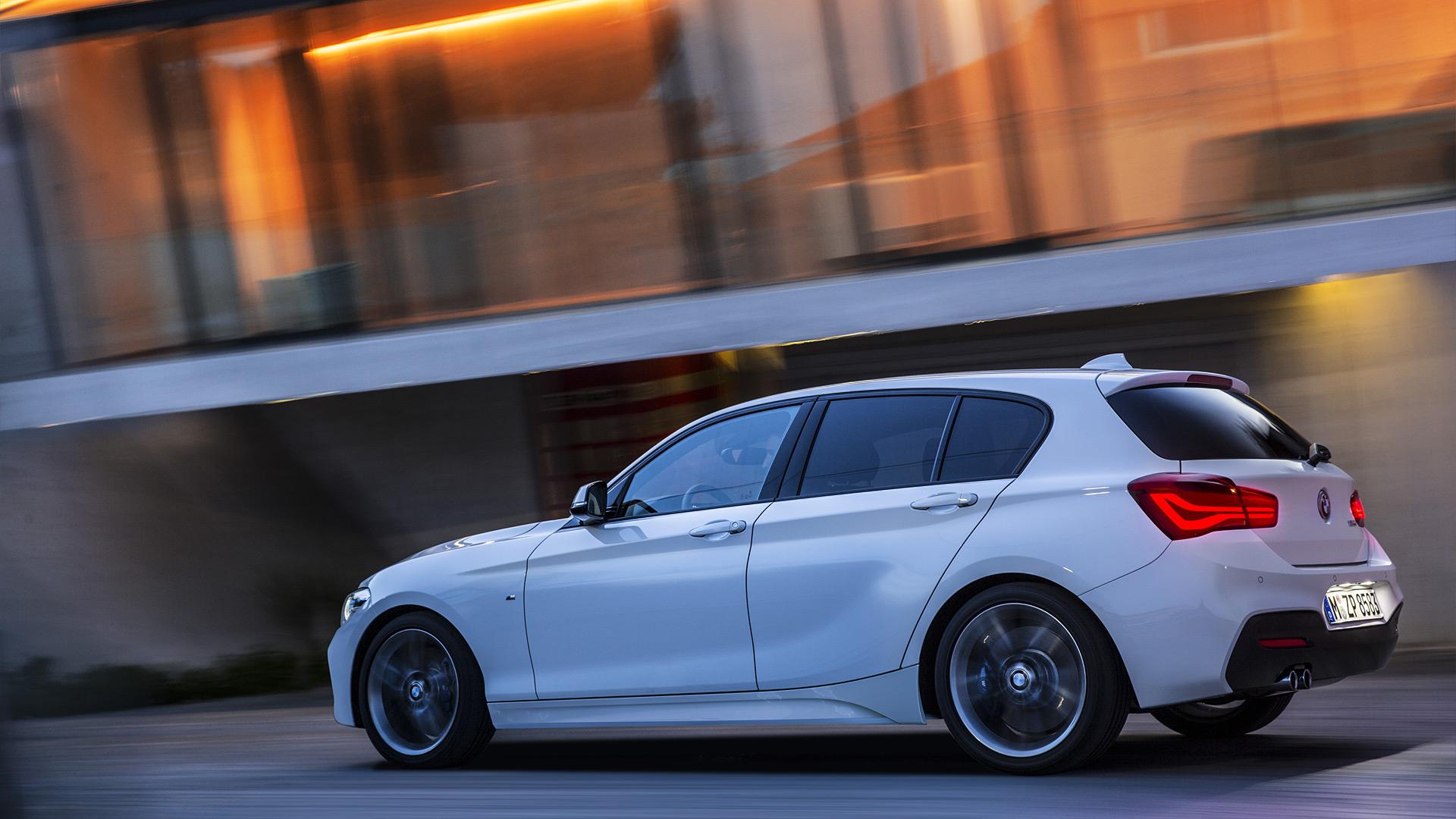 2016 BMW 1