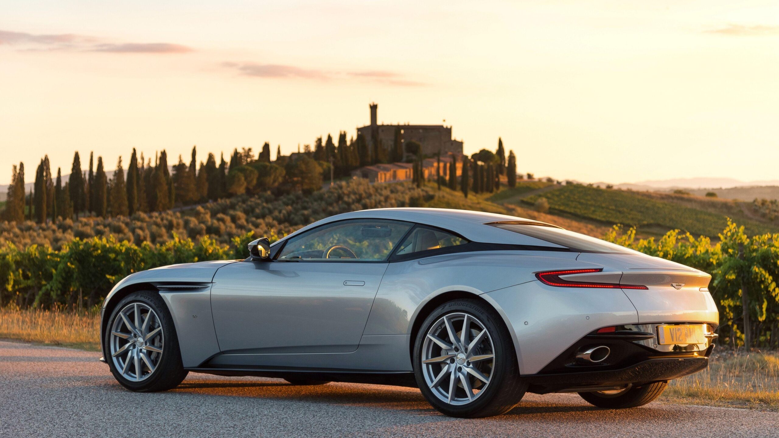 Download Wallpapers Aston martin, Db11, Side view 4K