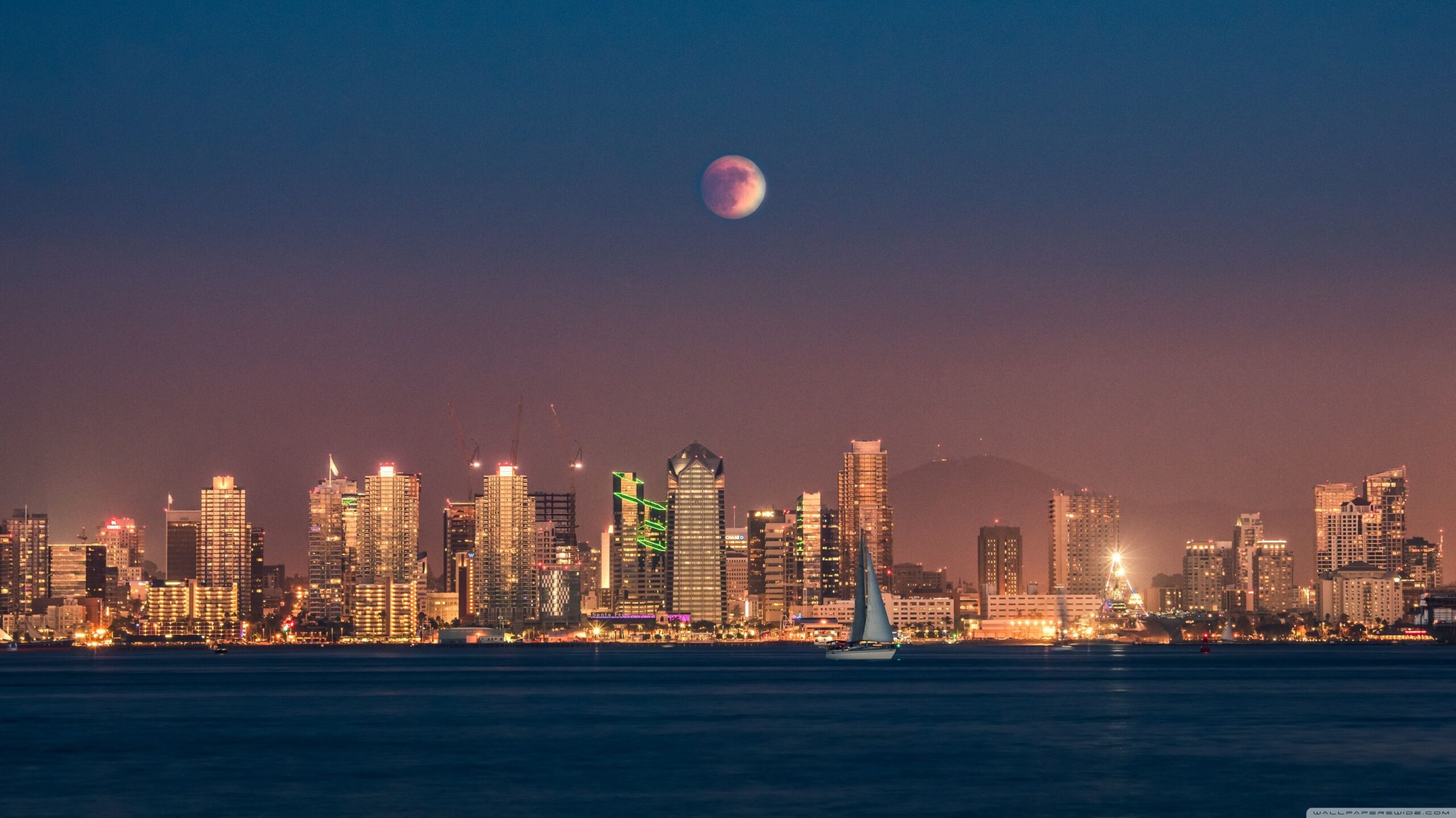 Supermoon Eclipse over San Diego ❤ 4K HD Desktop Wallpapers for 4K