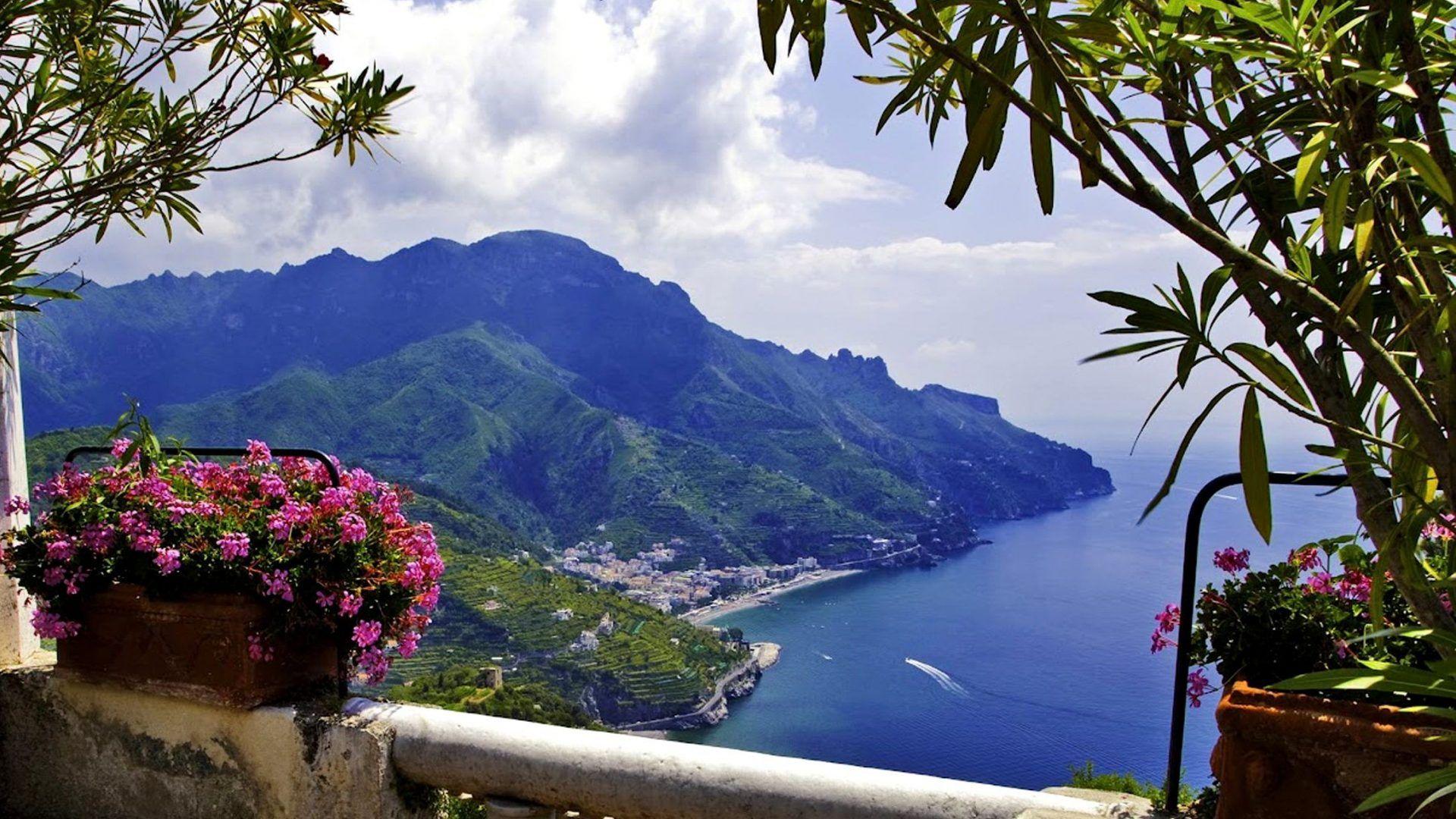 Amalfi Tag wallpapers: Boat Peaceful Boats Amalfi Sailboats Sea