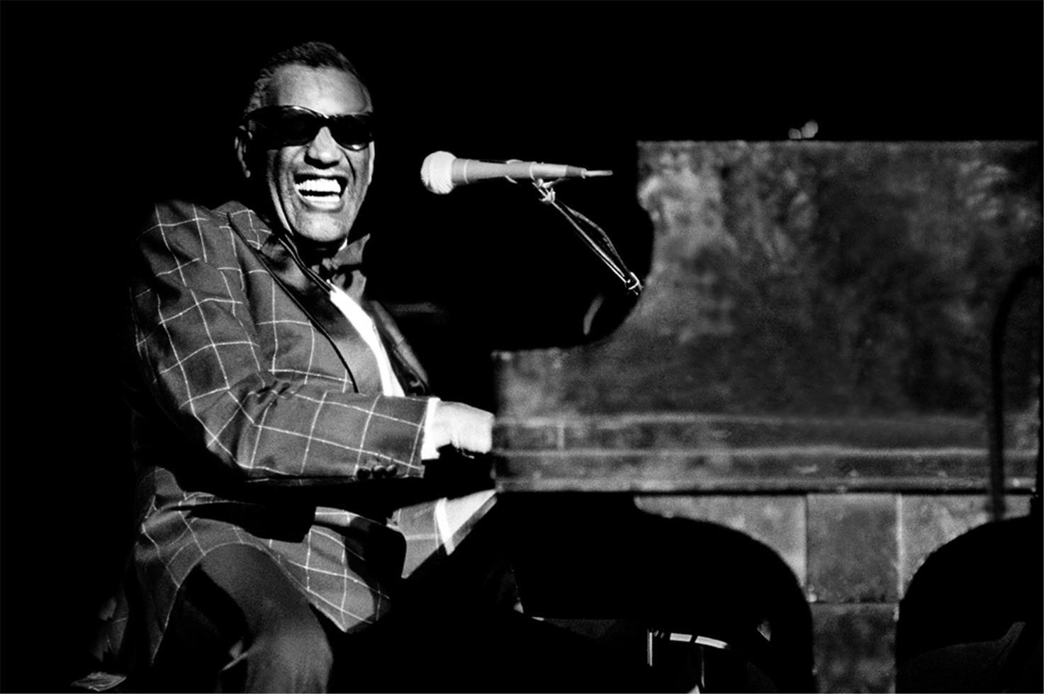 Ray Charles, Backstage at Fillmore East, April 1970