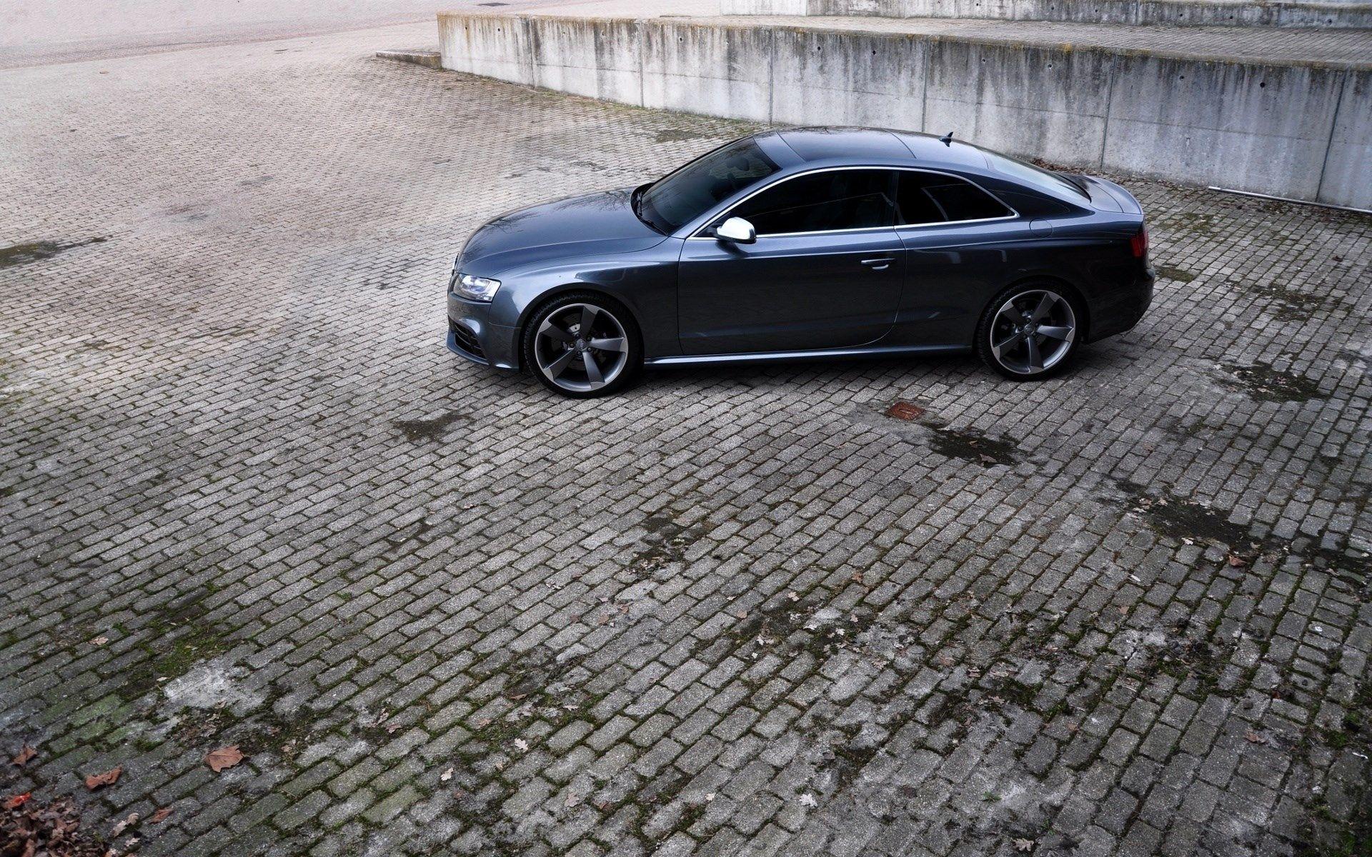 Audi RS5 Sport Car HD Wallpapers