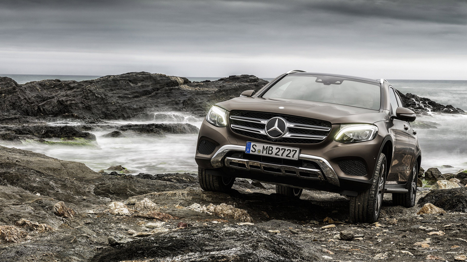 2016 Mercedes Benz GLC Wallpapers