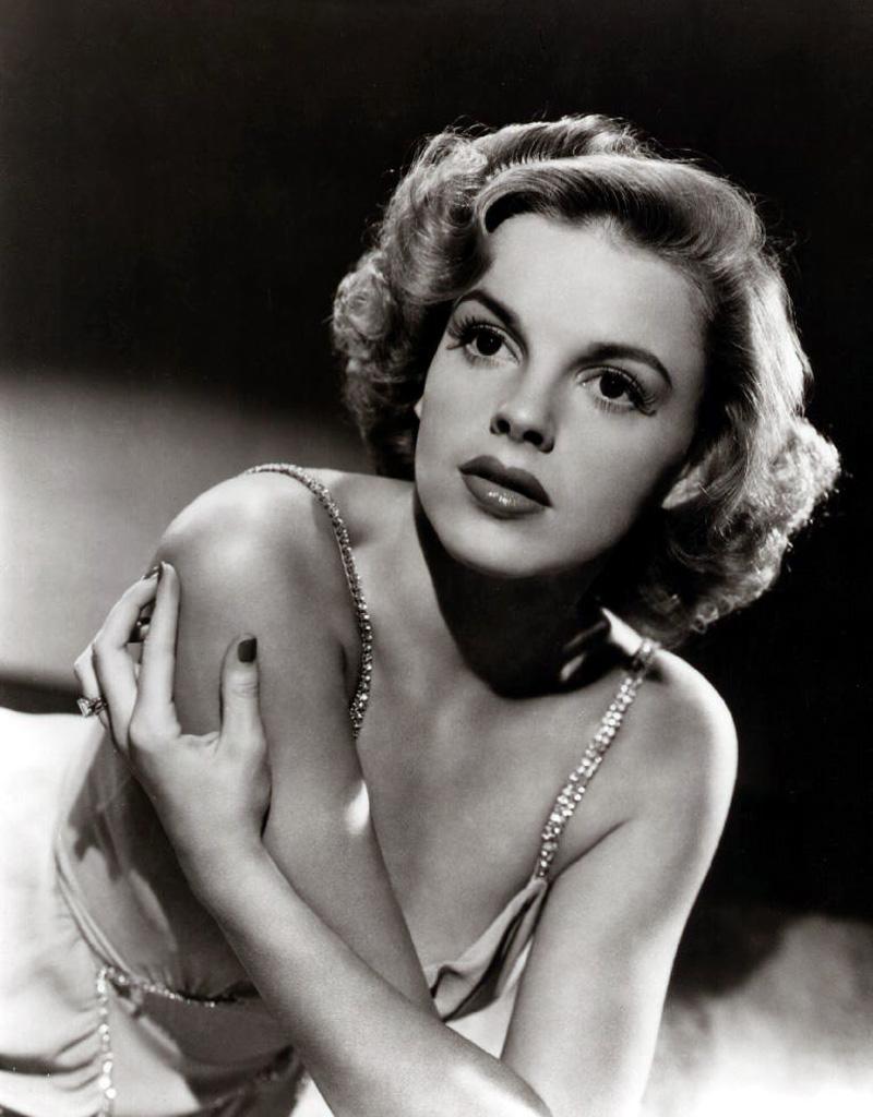 Judy Garland photo 37 of 52 pics, wallpapers