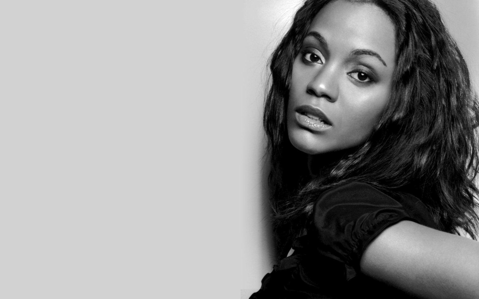 Zoe Saldana HD Desktop Wallpapers