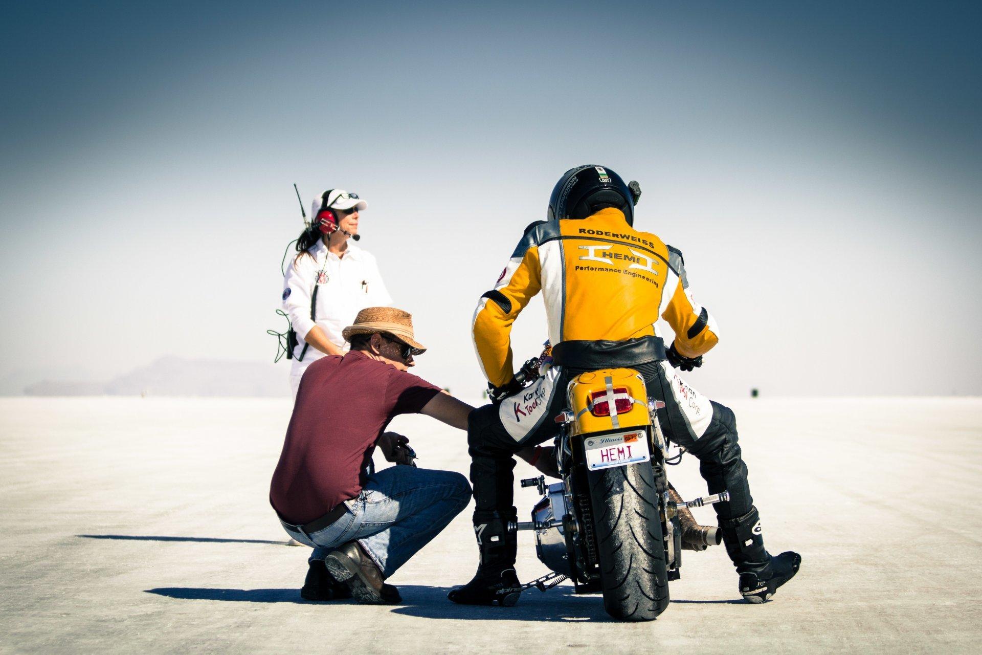 bonneville salt flats utah usa race mountain desert HD wallpapers