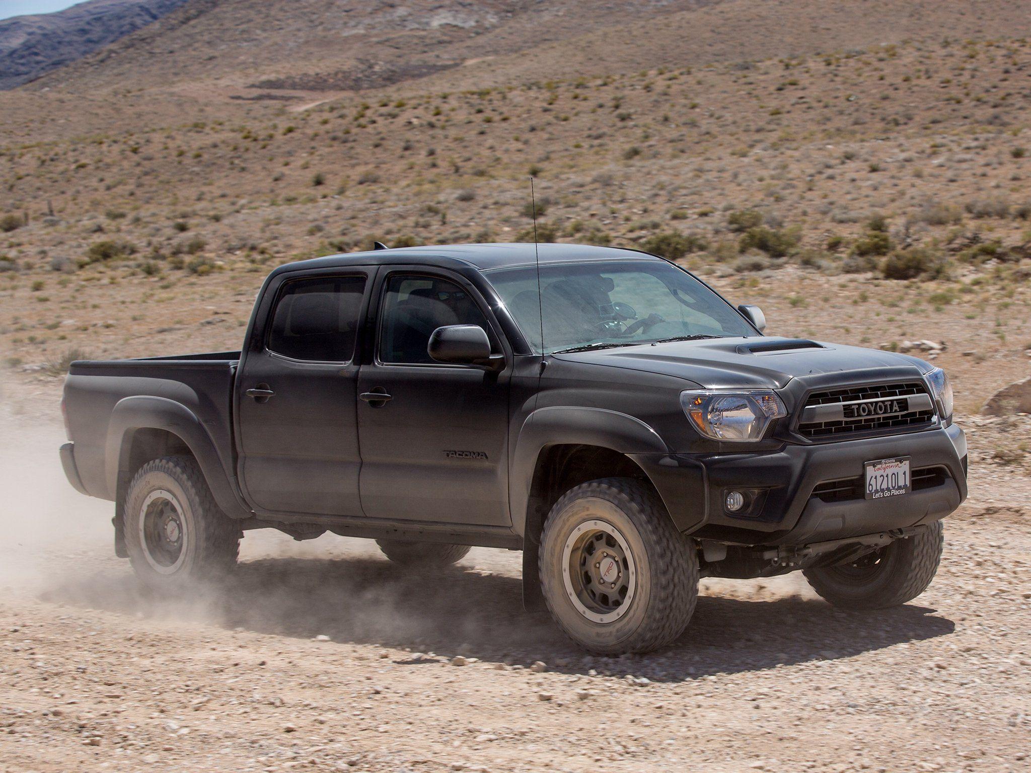 Toyota Tacoma 2015 HD Wallpapers