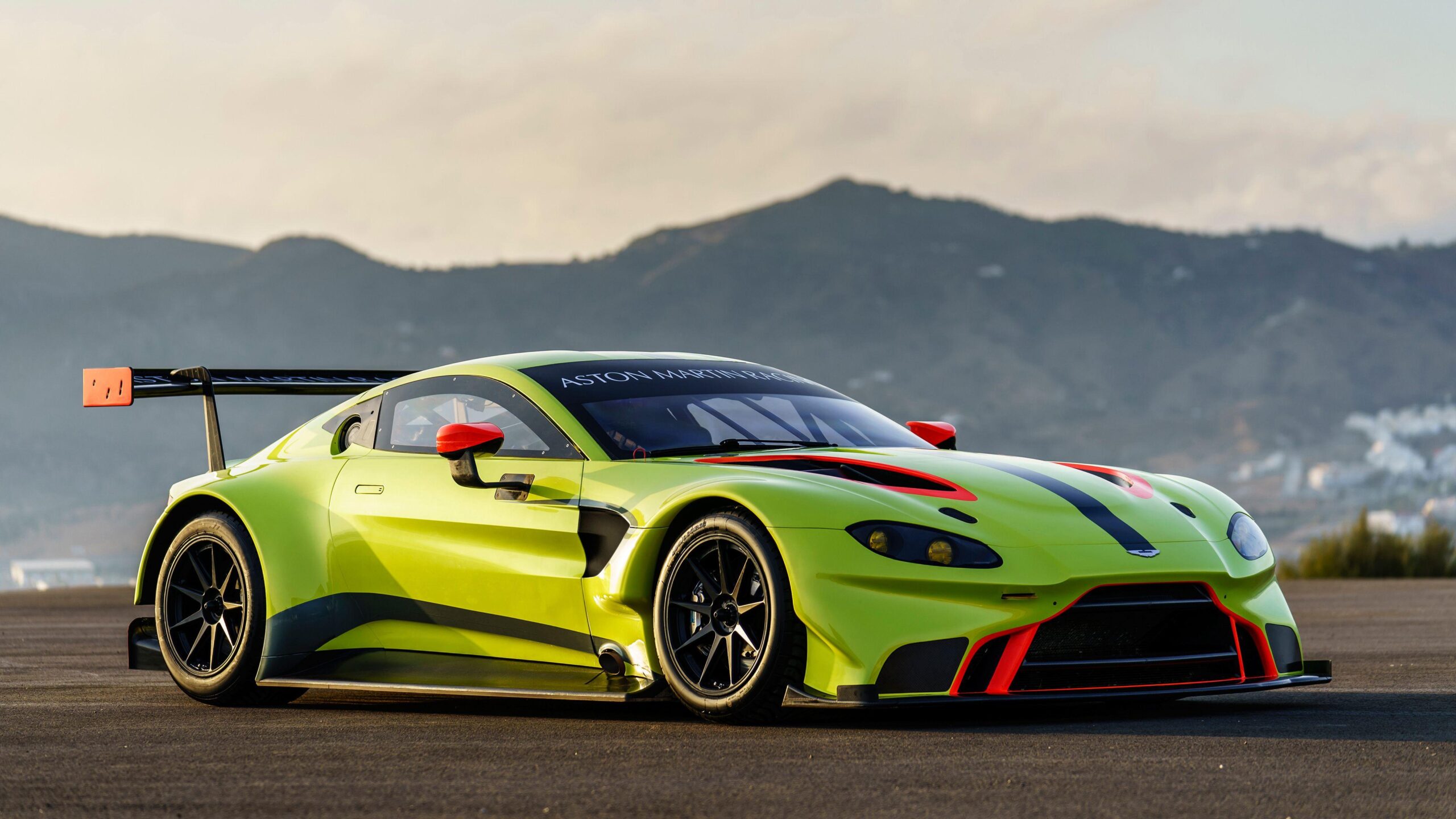 2018 Aston Martin Vantage GTE 4K 4 Wallpapers