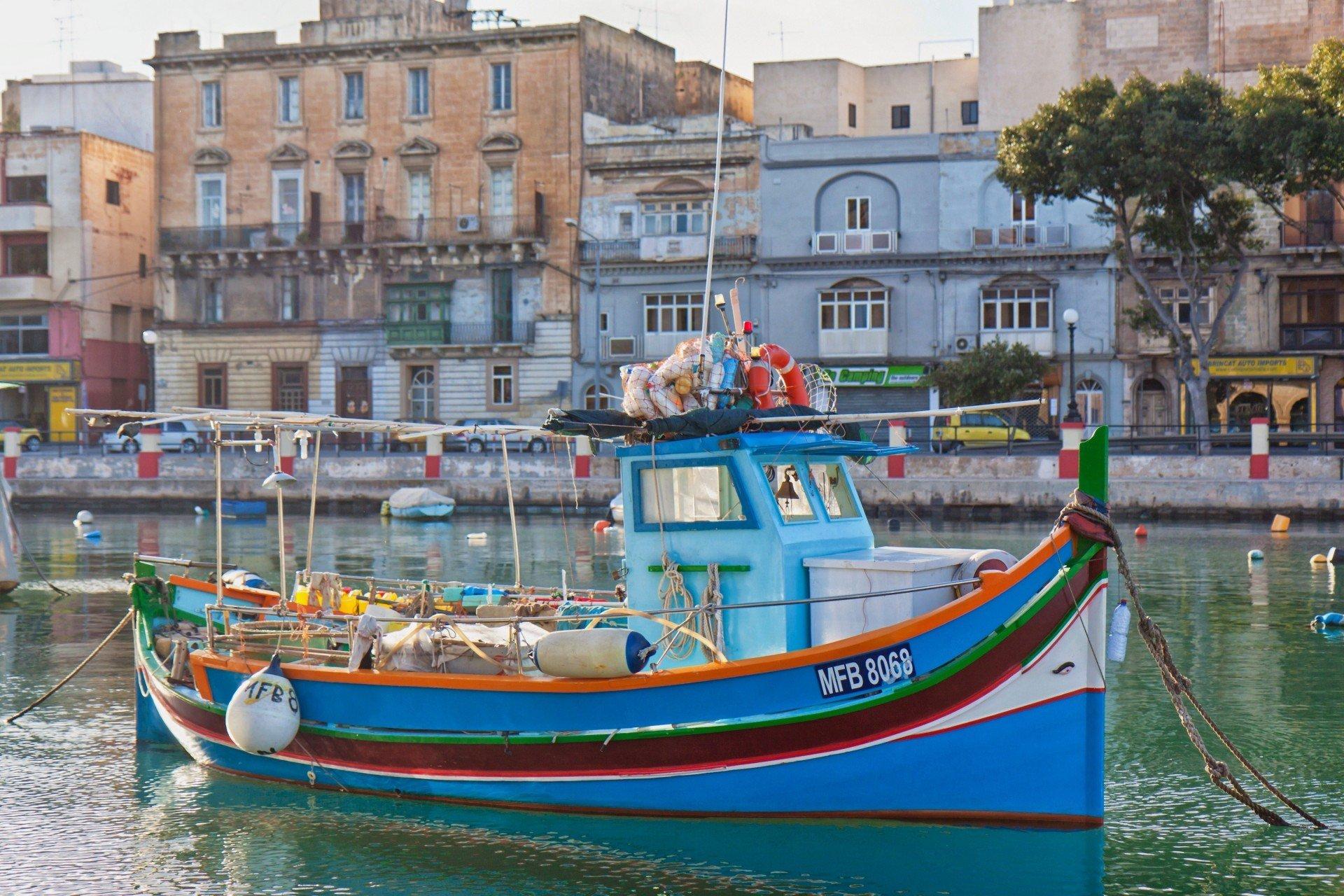 malta embankment building valletta boat HD wallpapers