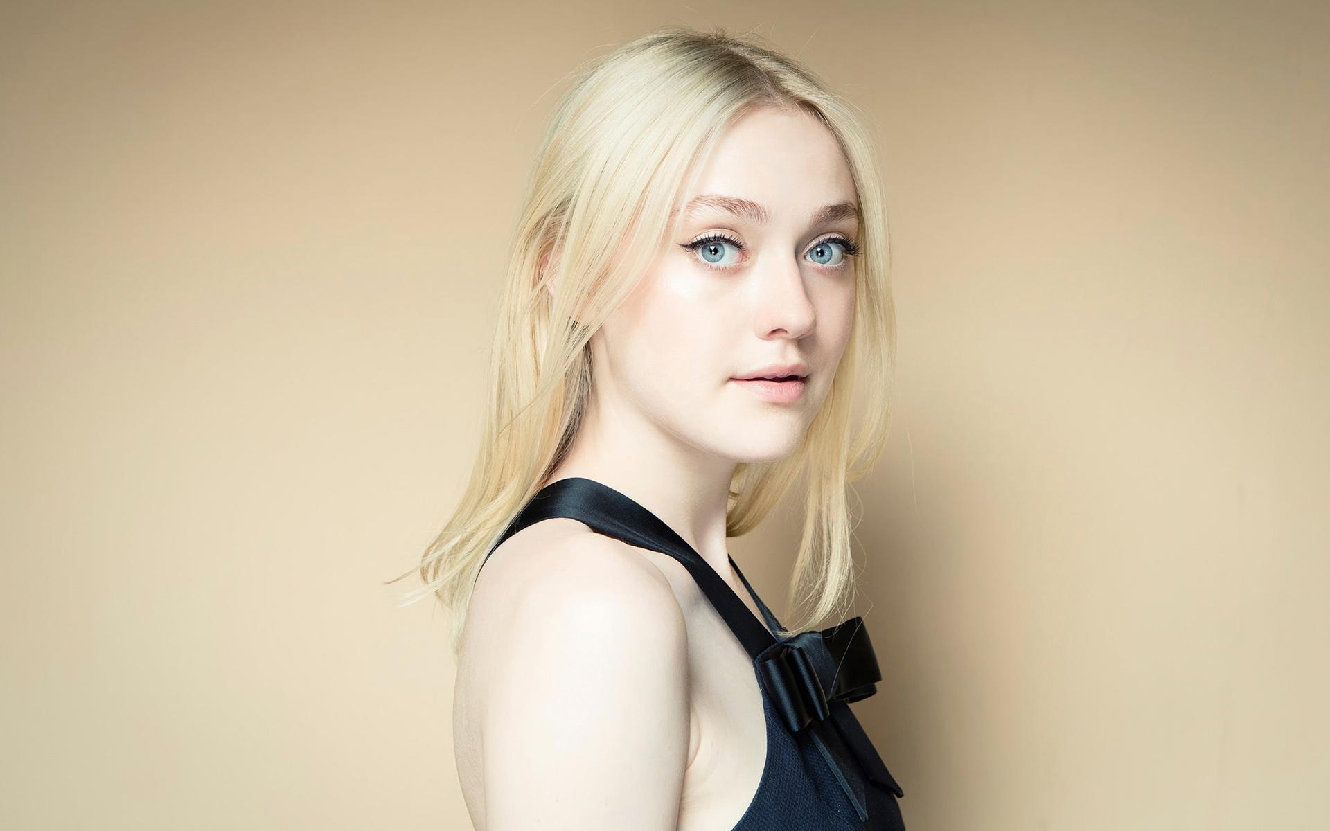 Dakota Fanning Wallpapers 9