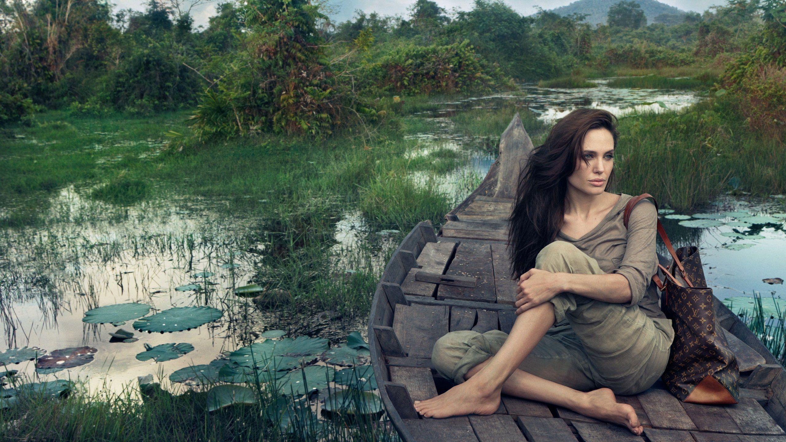 Angelina Jolie Louis Vuitton Cambodia 486695