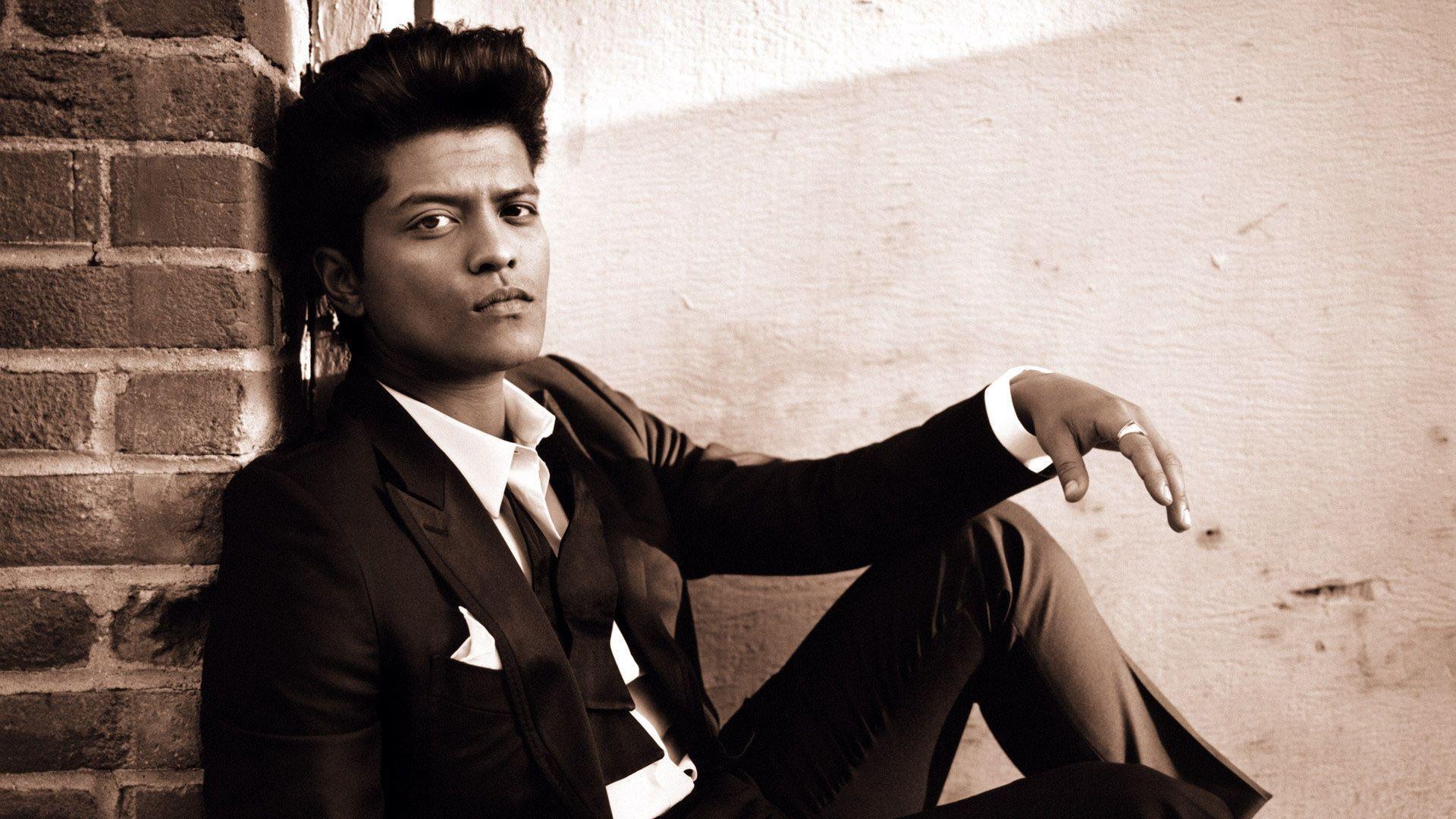 Bruno Mars Wallpapers HD Free Download