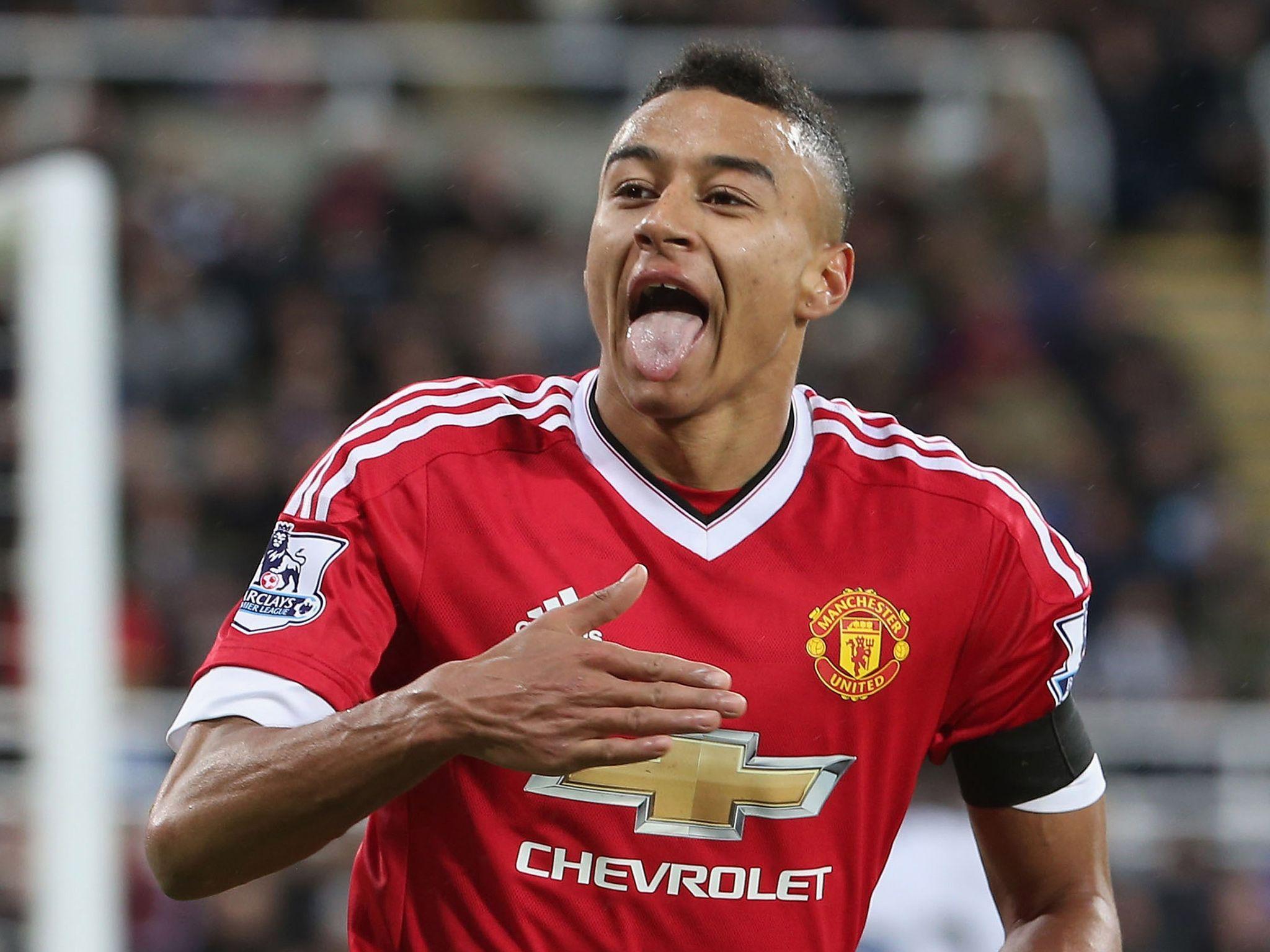 Liverpool vs Manchester United team news: Jesse Lingard starts