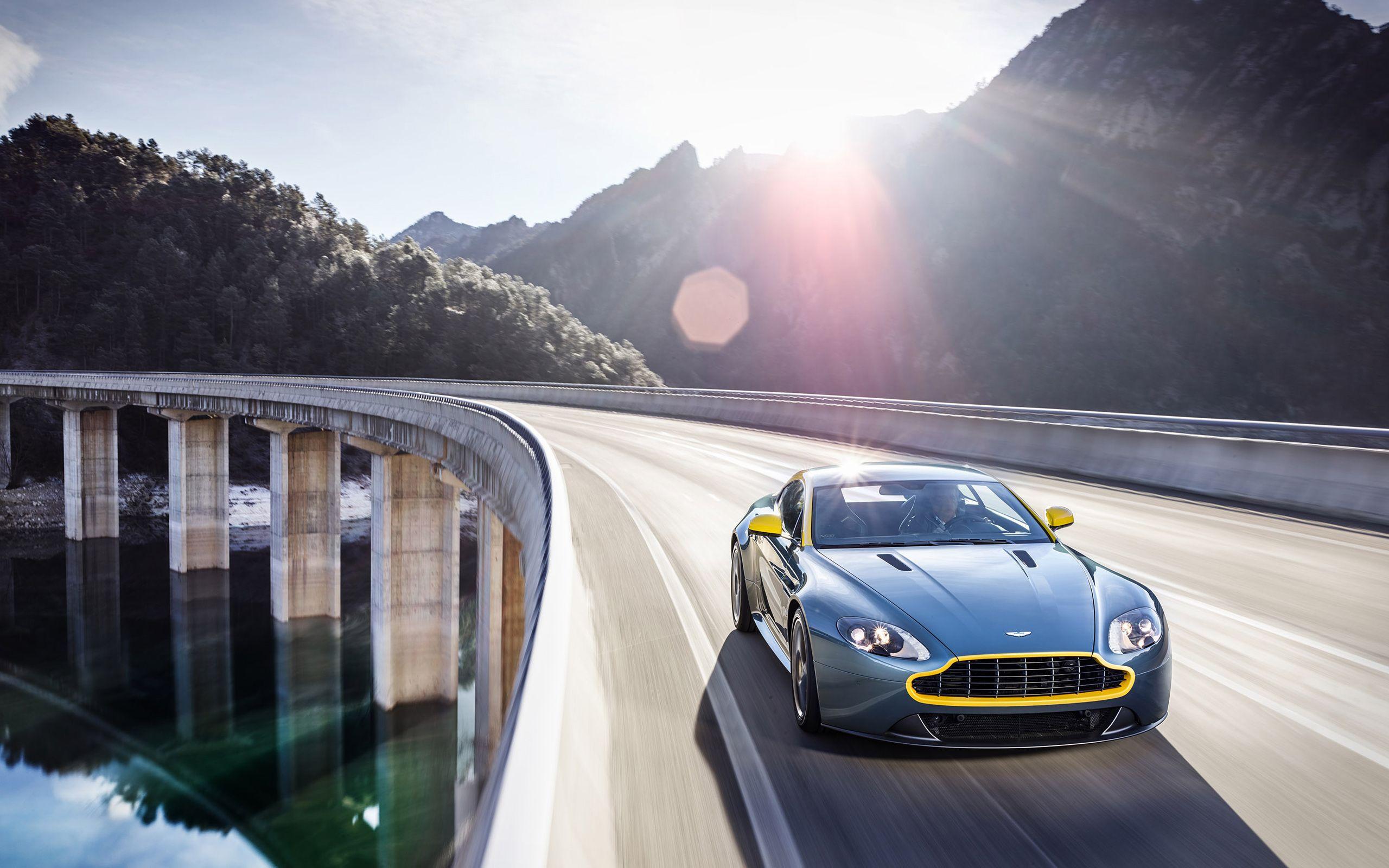 2014 Aston Martin V8 Vantage N430 4 Wallpapers