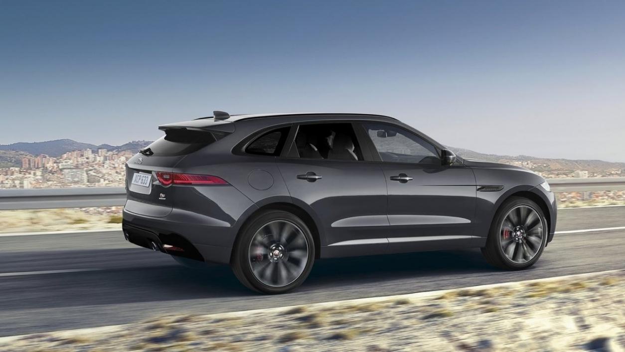 2019 Jaguar F Pace SVR HD Wallpapers