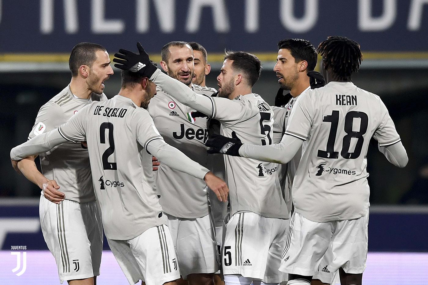 Bernardeschi and Kean send Juve into the quarters