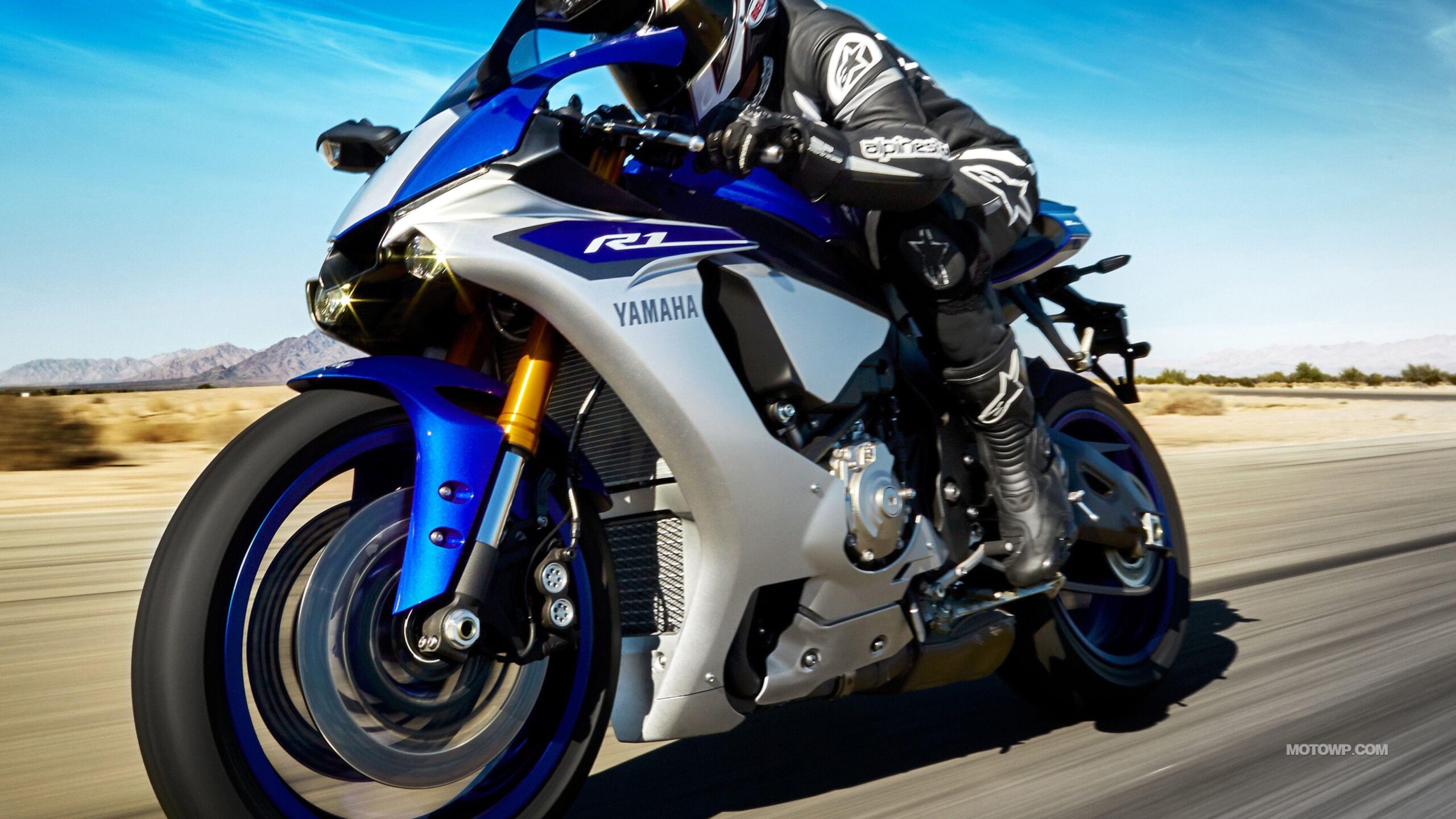 Yamaha R1 Wallpapers