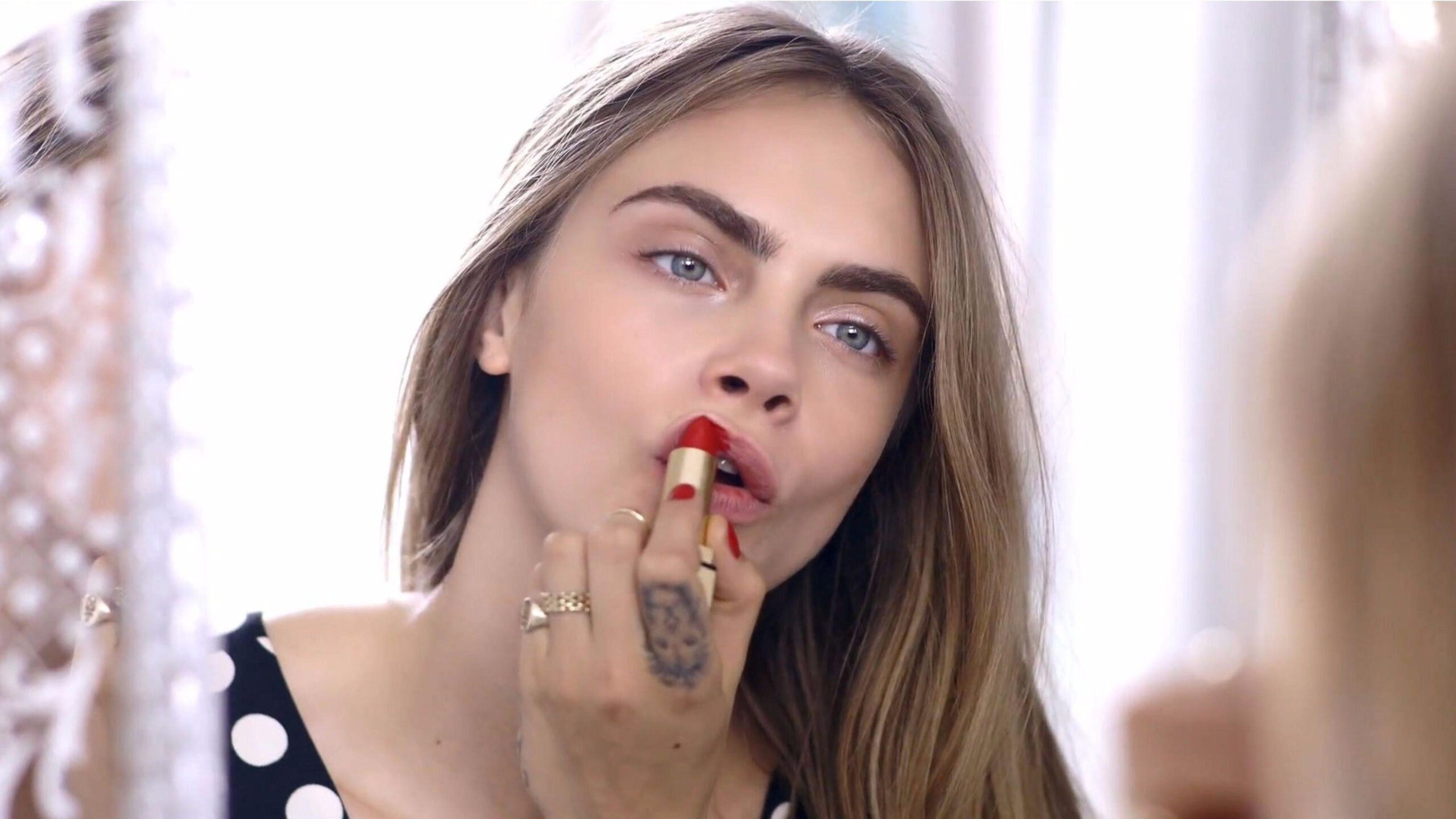 Best 4K Cara Delevingne Wallpapers