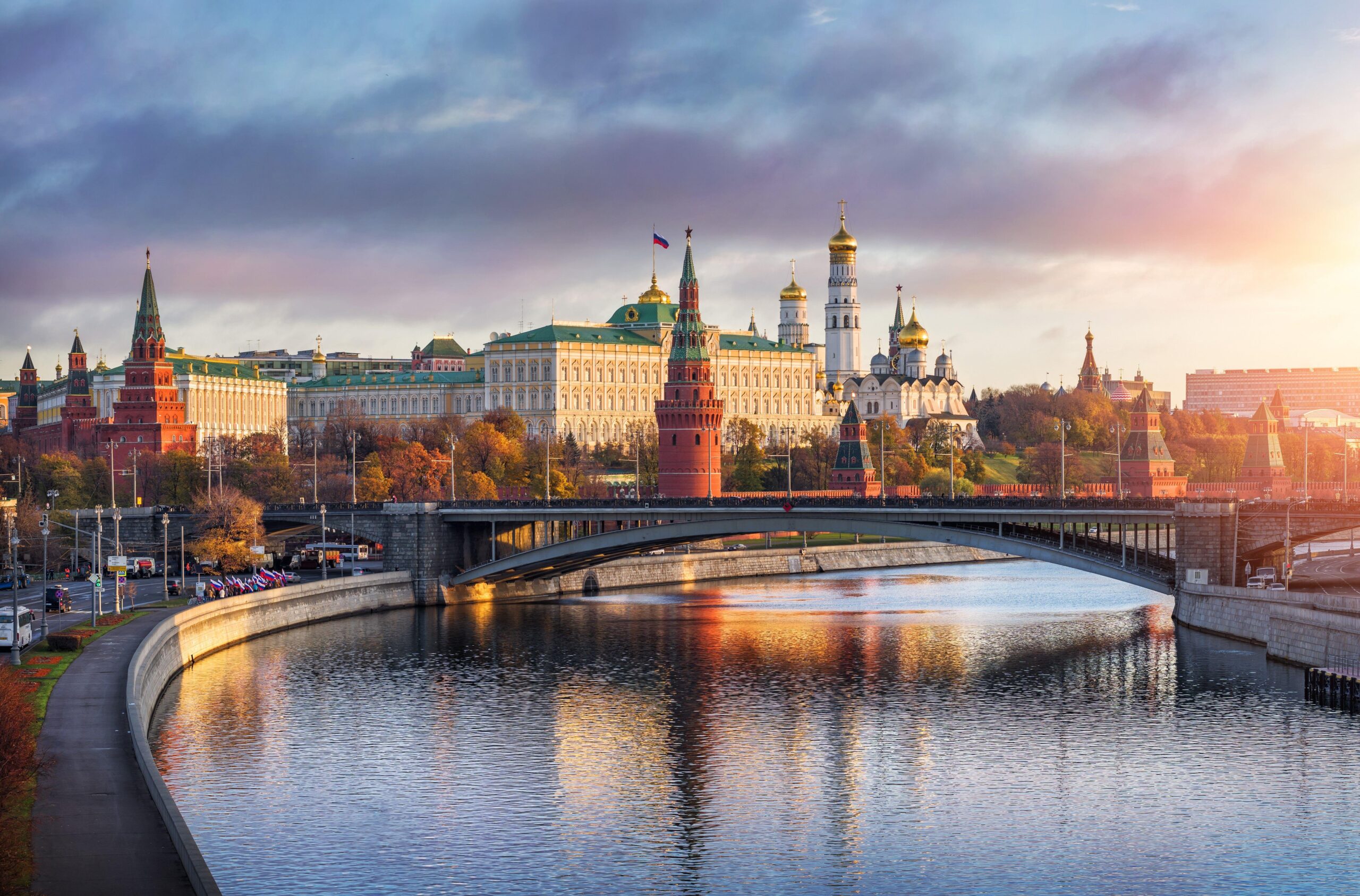 Beautiful Bridge in Moscow City of Russia 5K Wallpapers