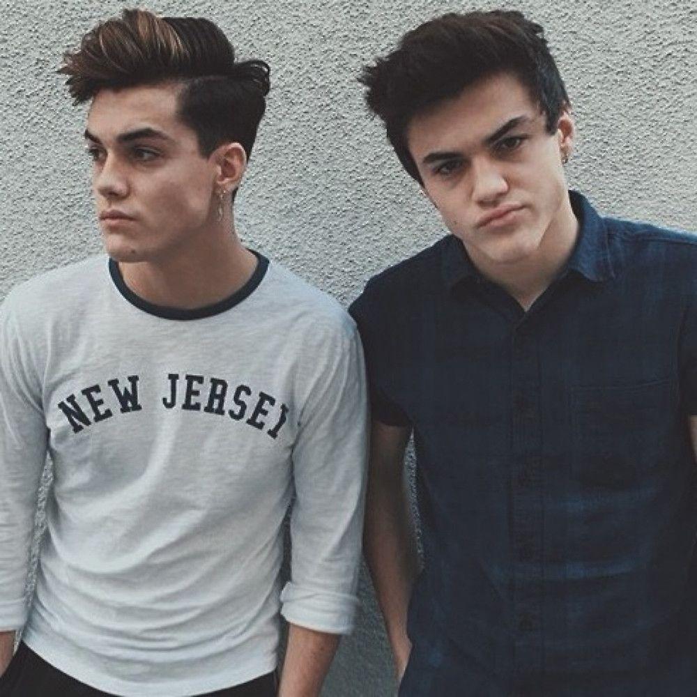 2048 Dolan Twins