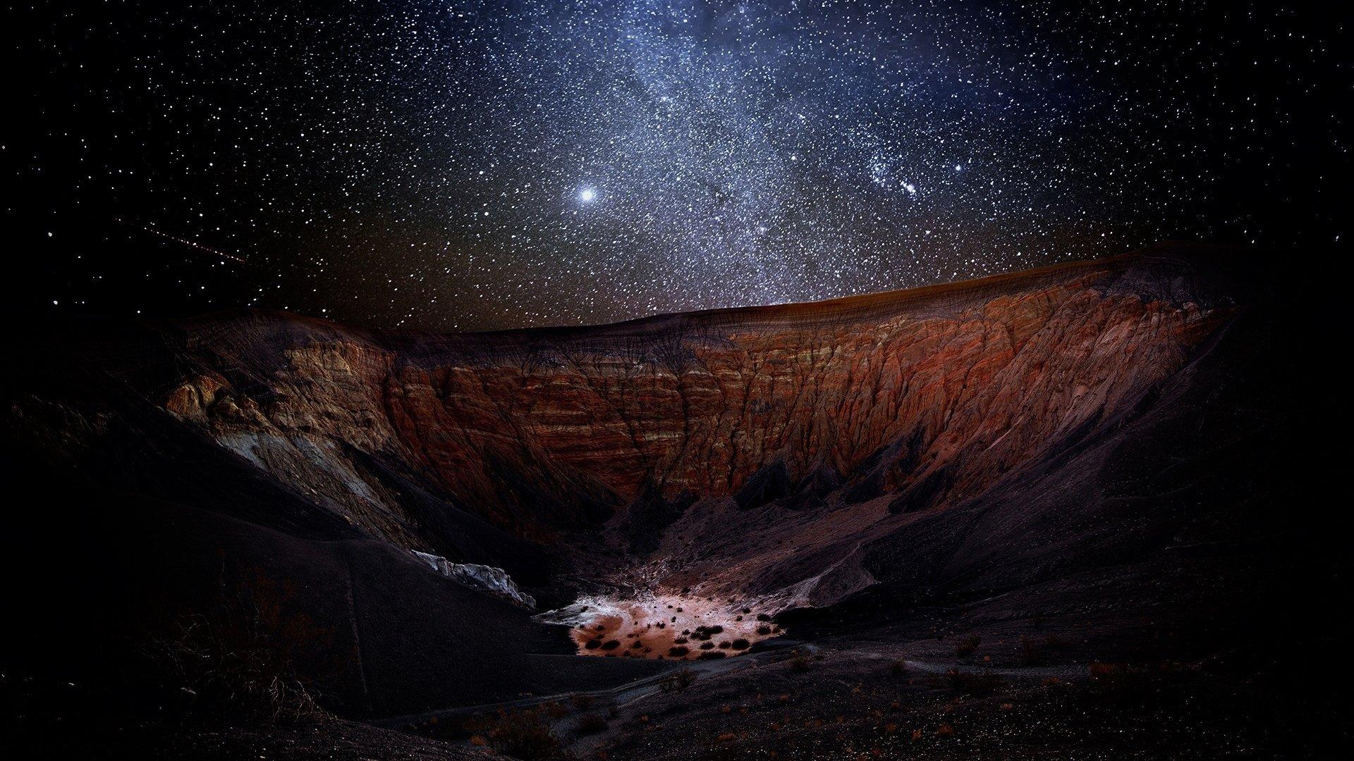 Ubehebe Crater, Death Valley National Park, California, USA HD