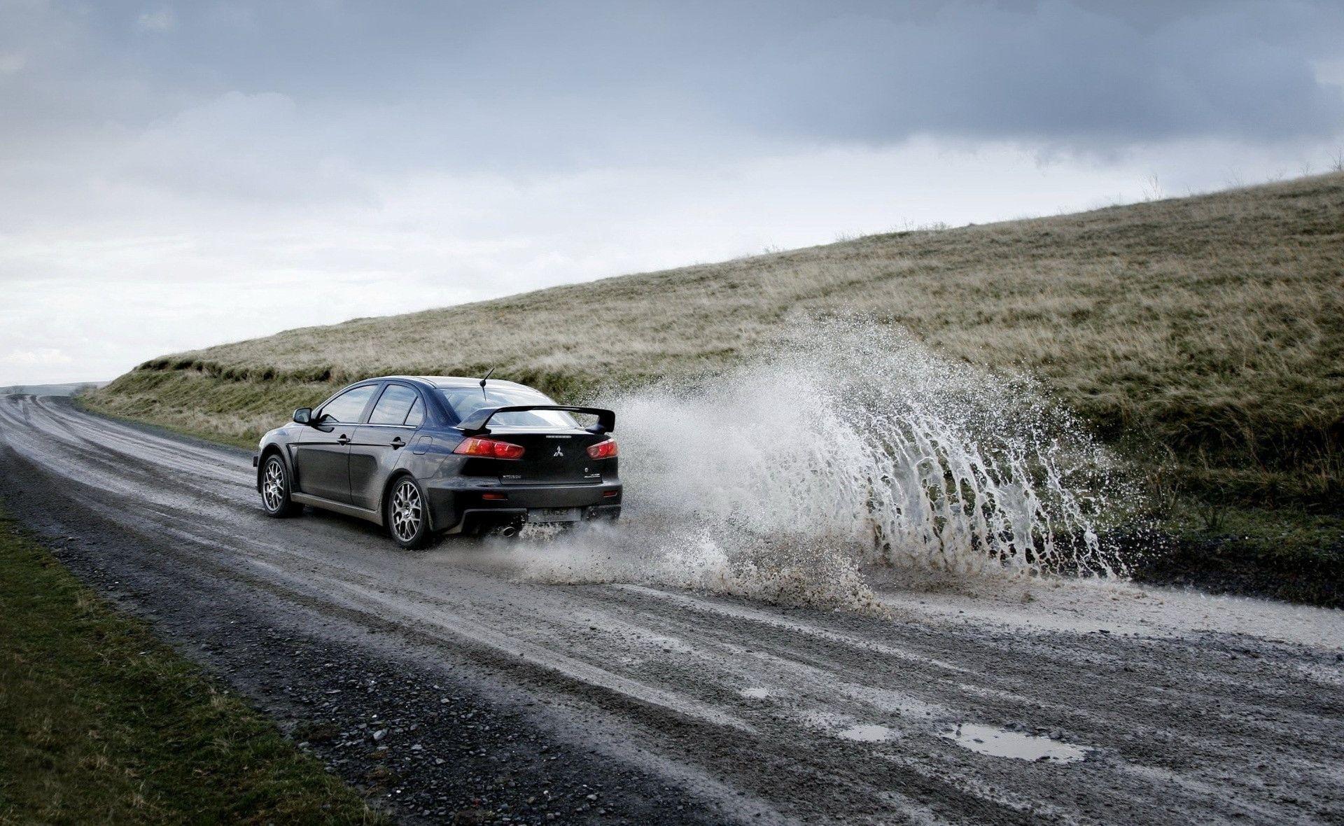 Mitsubishi Lancer Evolution X, Splash