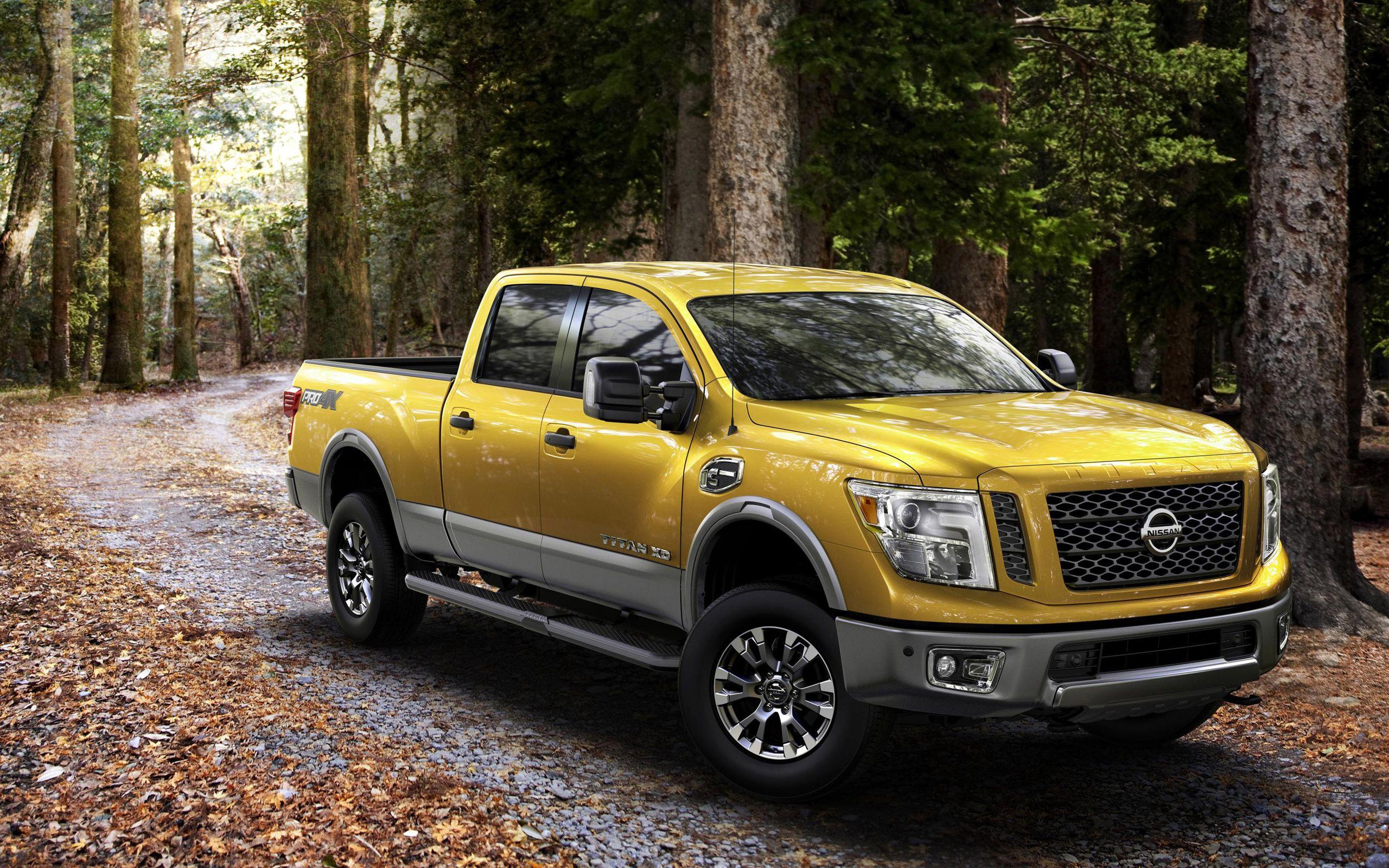 2016 Nissan Titan XD 2 Wallpapers