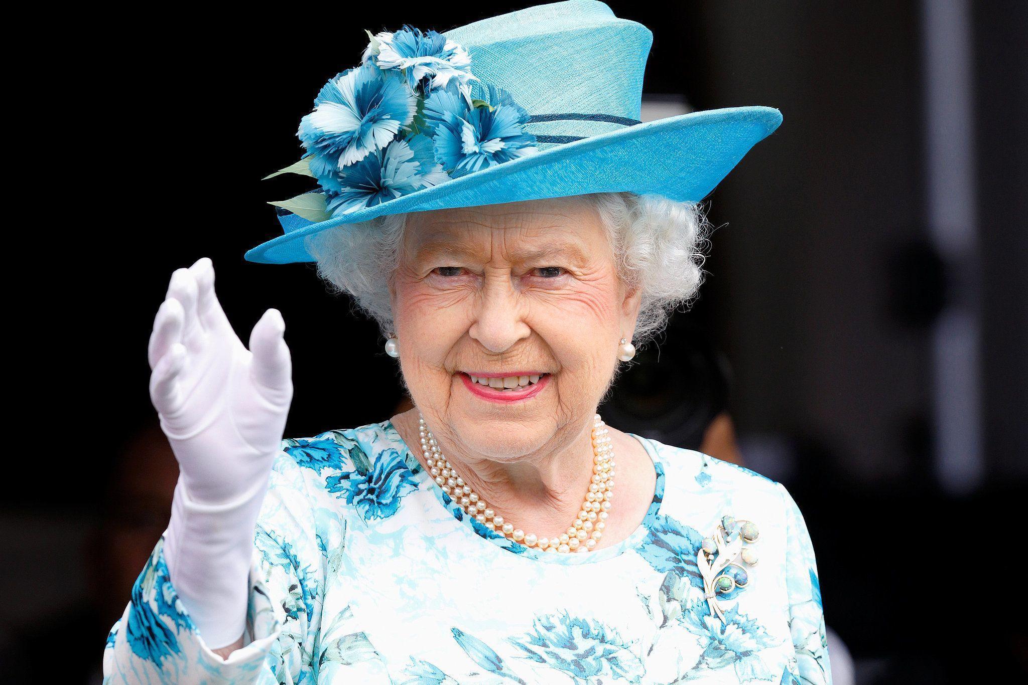 18 Queen Elizabeth II HD Wallpapers